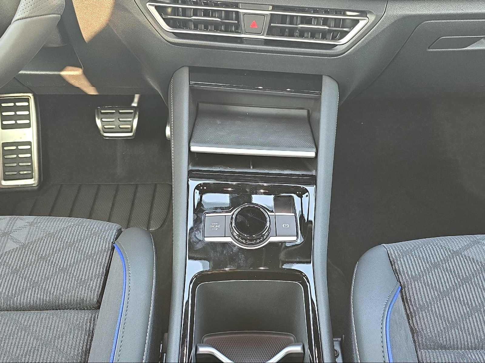 VW Tiguan 2.0 TSI United DSG 4Motion-image-12