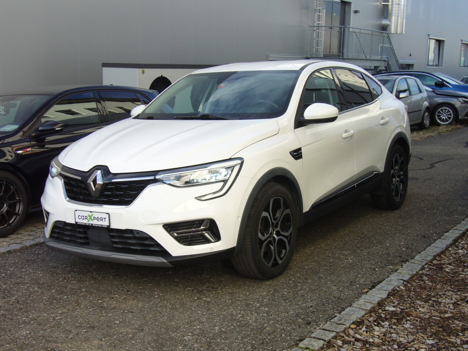 RENAULT Arkana 1.6 E-Tech Intens Voll-Hybrid-showroom-element-2
