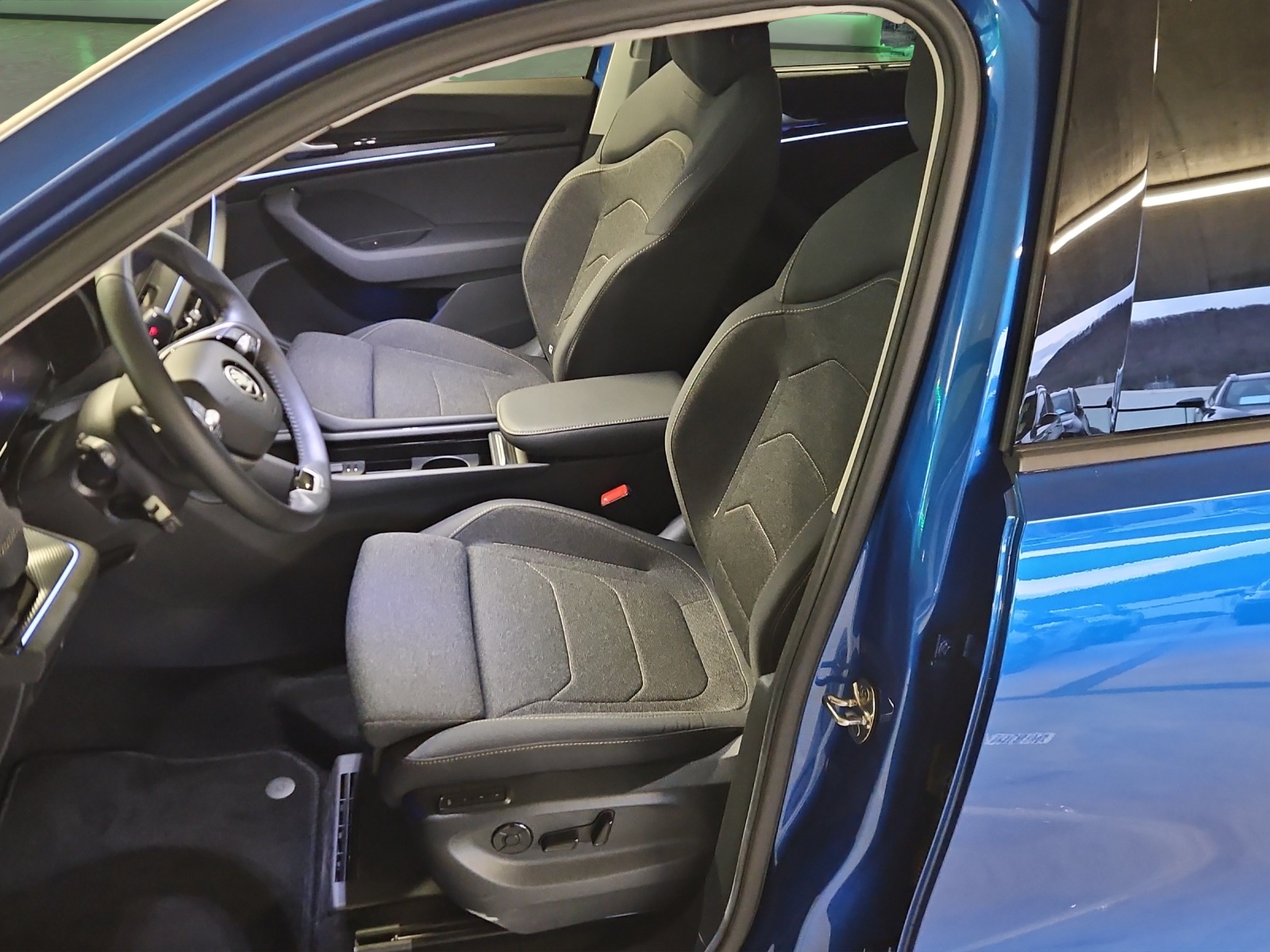 SKODA Kodiaq 1.5 TSI mHEV Selection-image-8