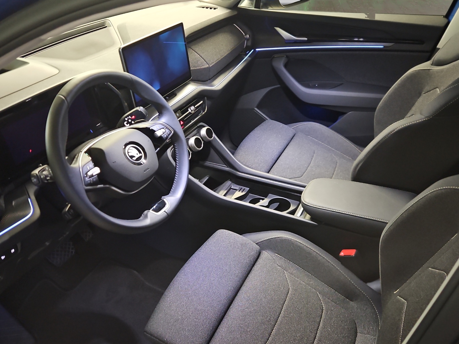 SKODA Kodiaq 1.5 TSI mHEV Selection-image-6