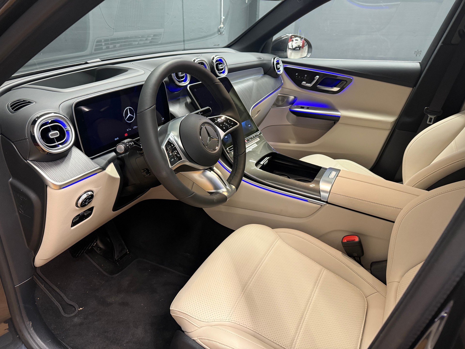 MERCEDES-BENZ GLC 220 d 4M - DISTRONIC / Head-Up Display / 360 Grad Kamera-image-14