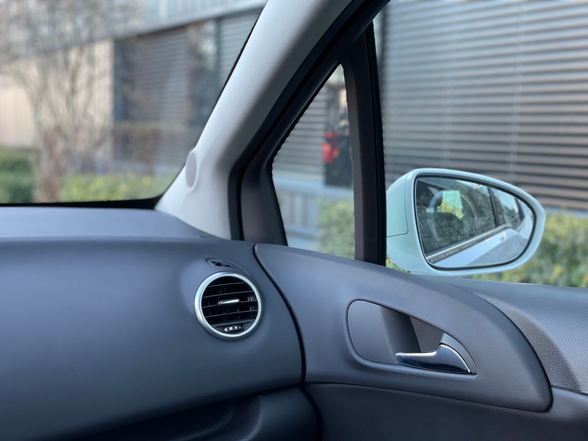 OPEL Meriva 1.4 Turbo Cosmo-image-10