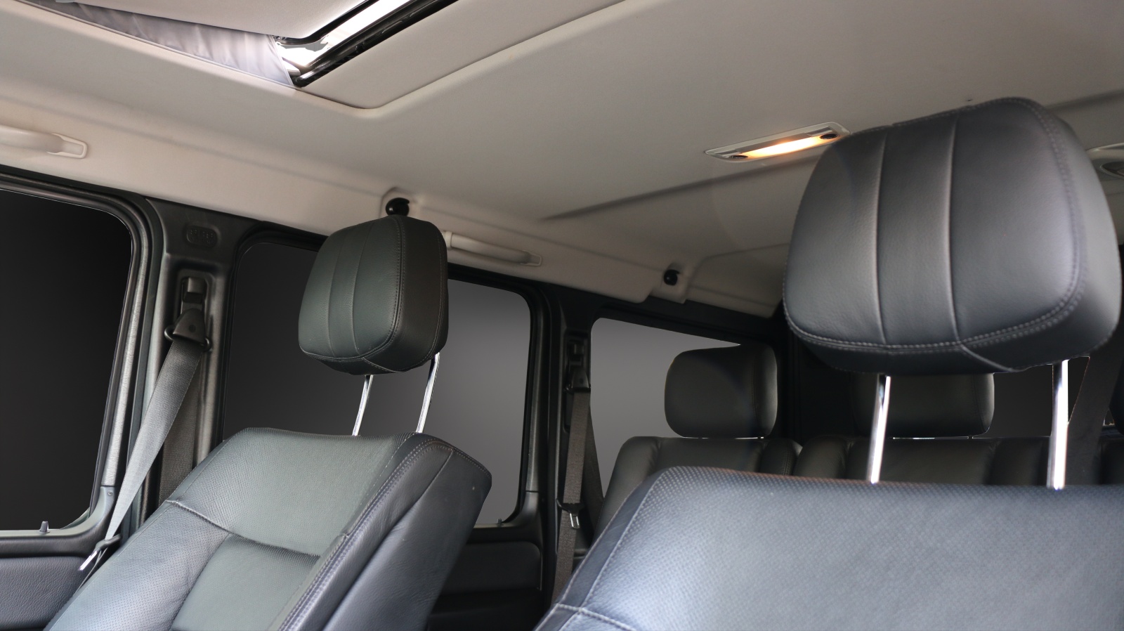MERCEDES-BENZ G 350 BlueTEC-image-9