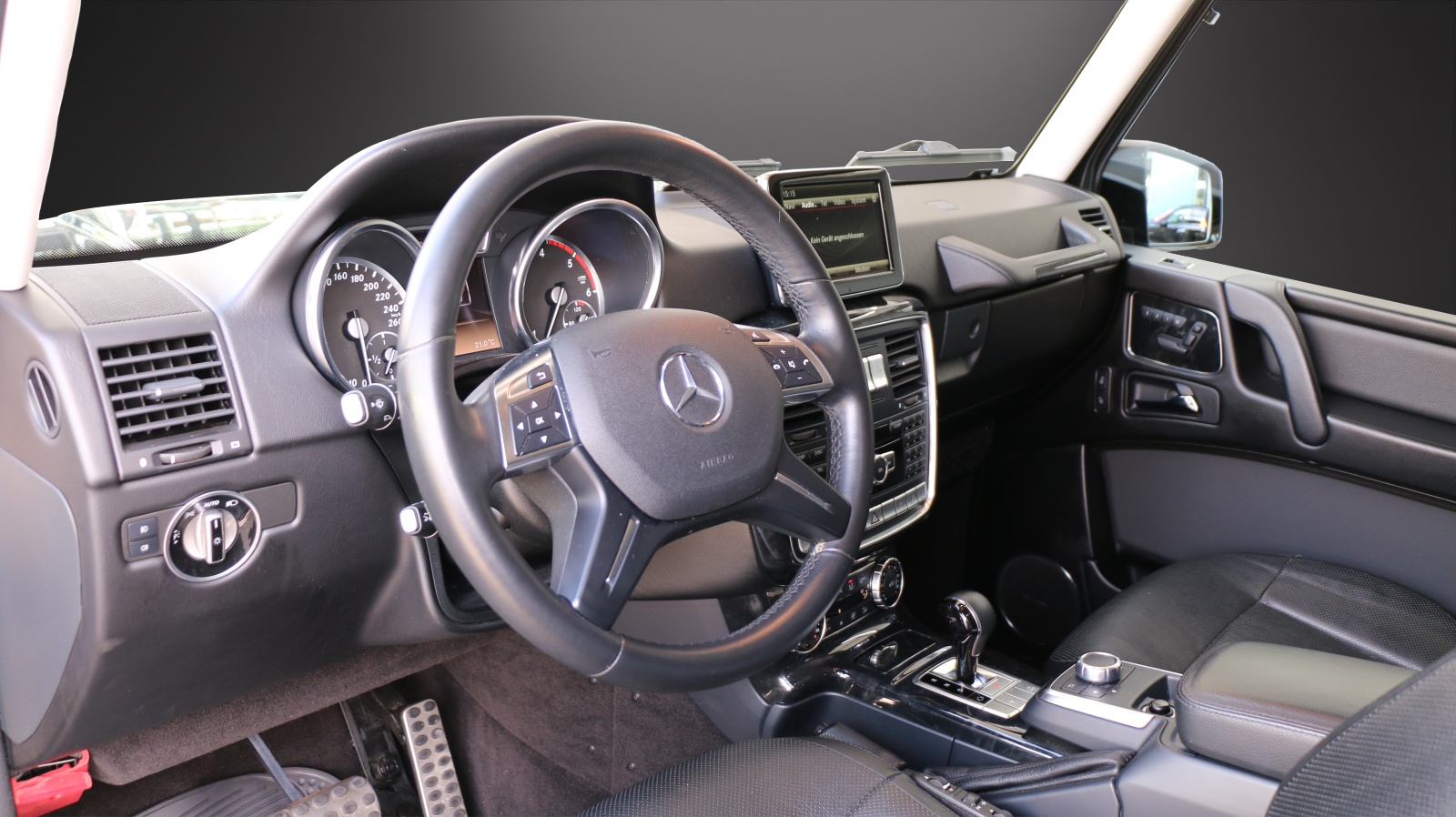 MERCEDES-BENZ G 350 BlueTEC-image-5