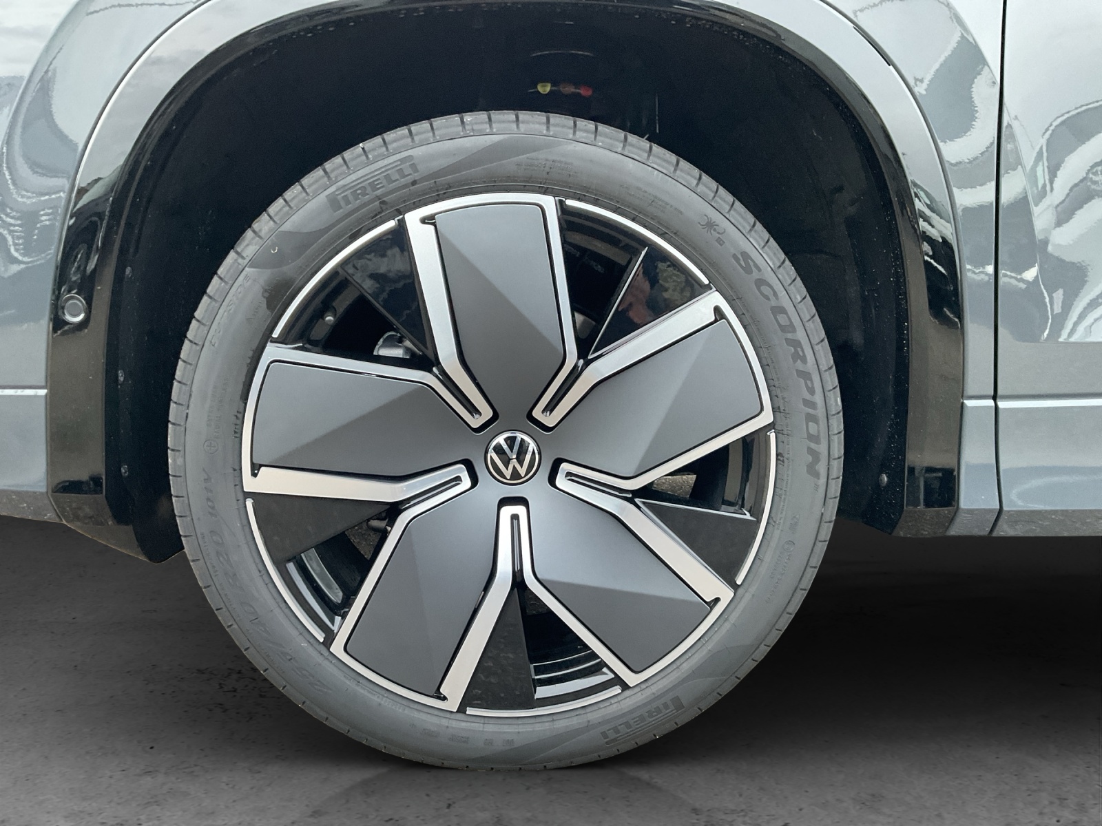 VW Tayron 2.0 TSI R-Line DSG 4Motion-image-12