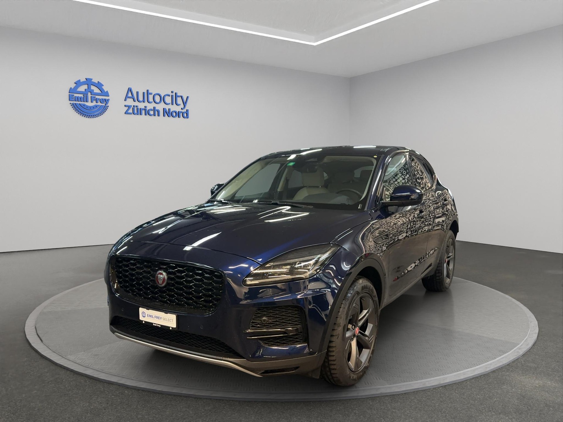 JAGUAR E-Pace 2.0 D I4 165 SE AWD-image-0