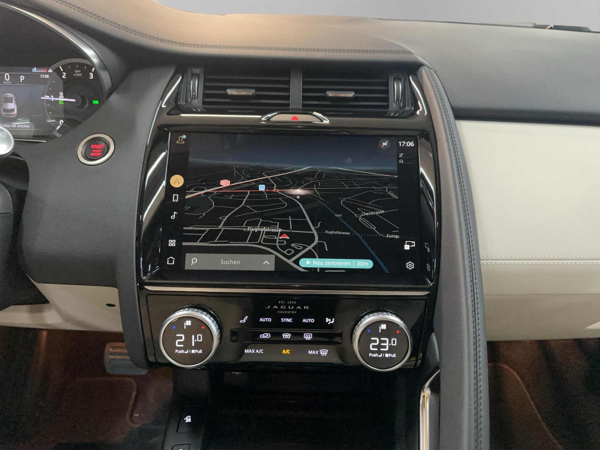JAGUAR E-Pace 2.0 D I4 165 SE AWD-image-9