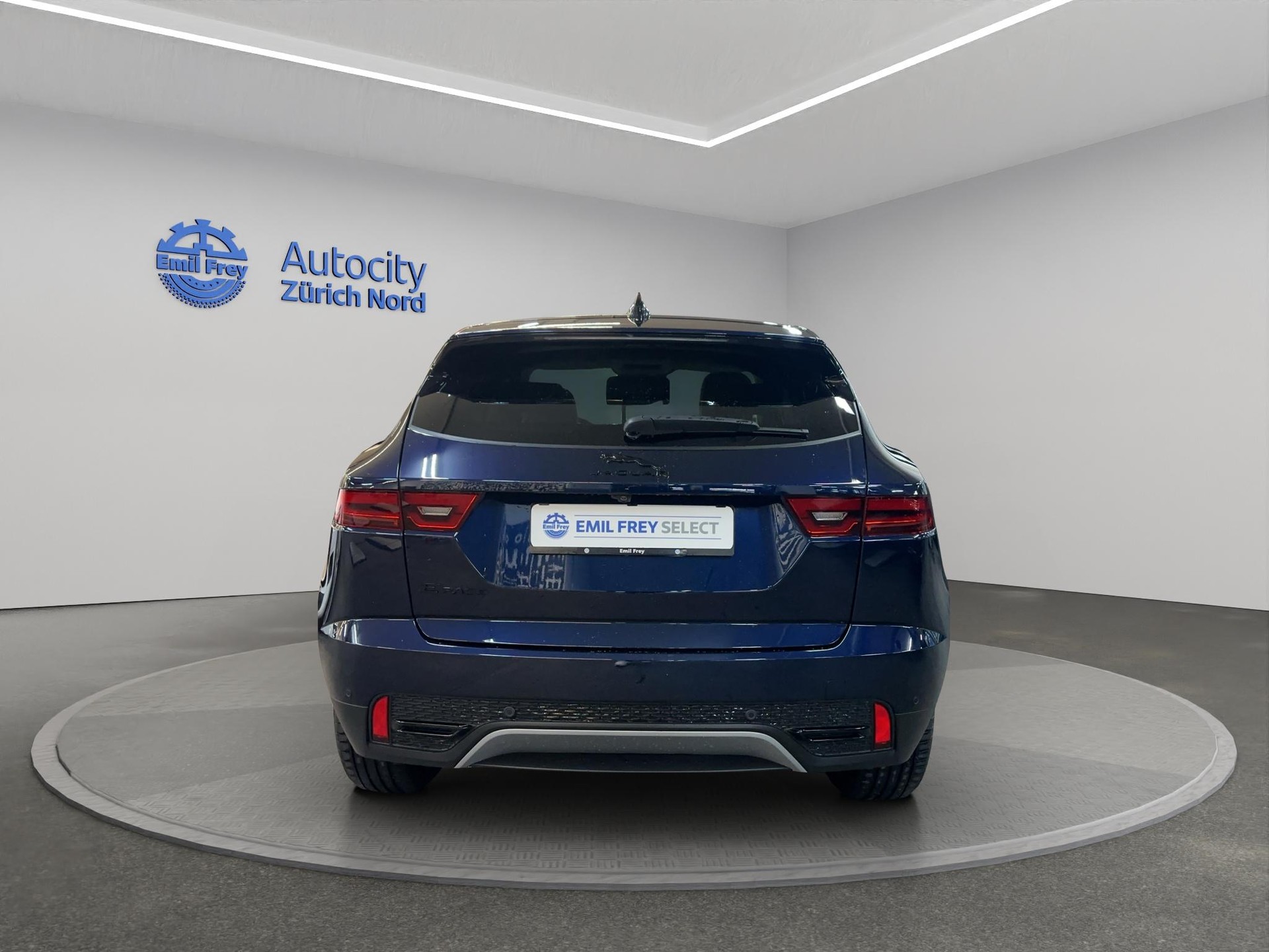 JAGUAR E-Pace 2.0 D I4 165 SE AWD-image-3