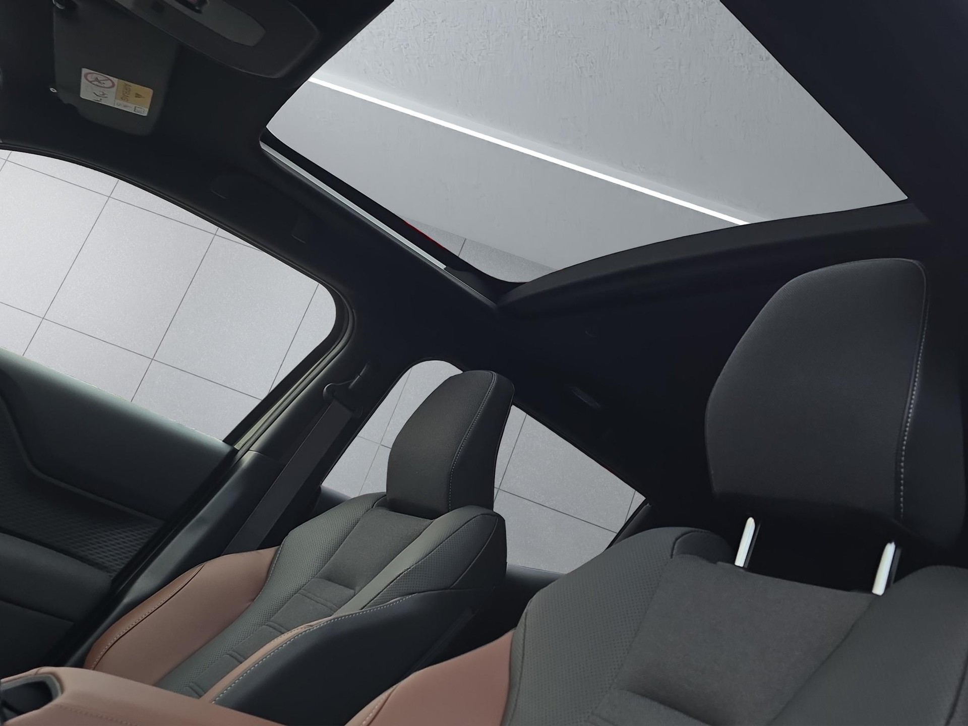 SUZUKI e Vitara Compact Top 4x4-image-17