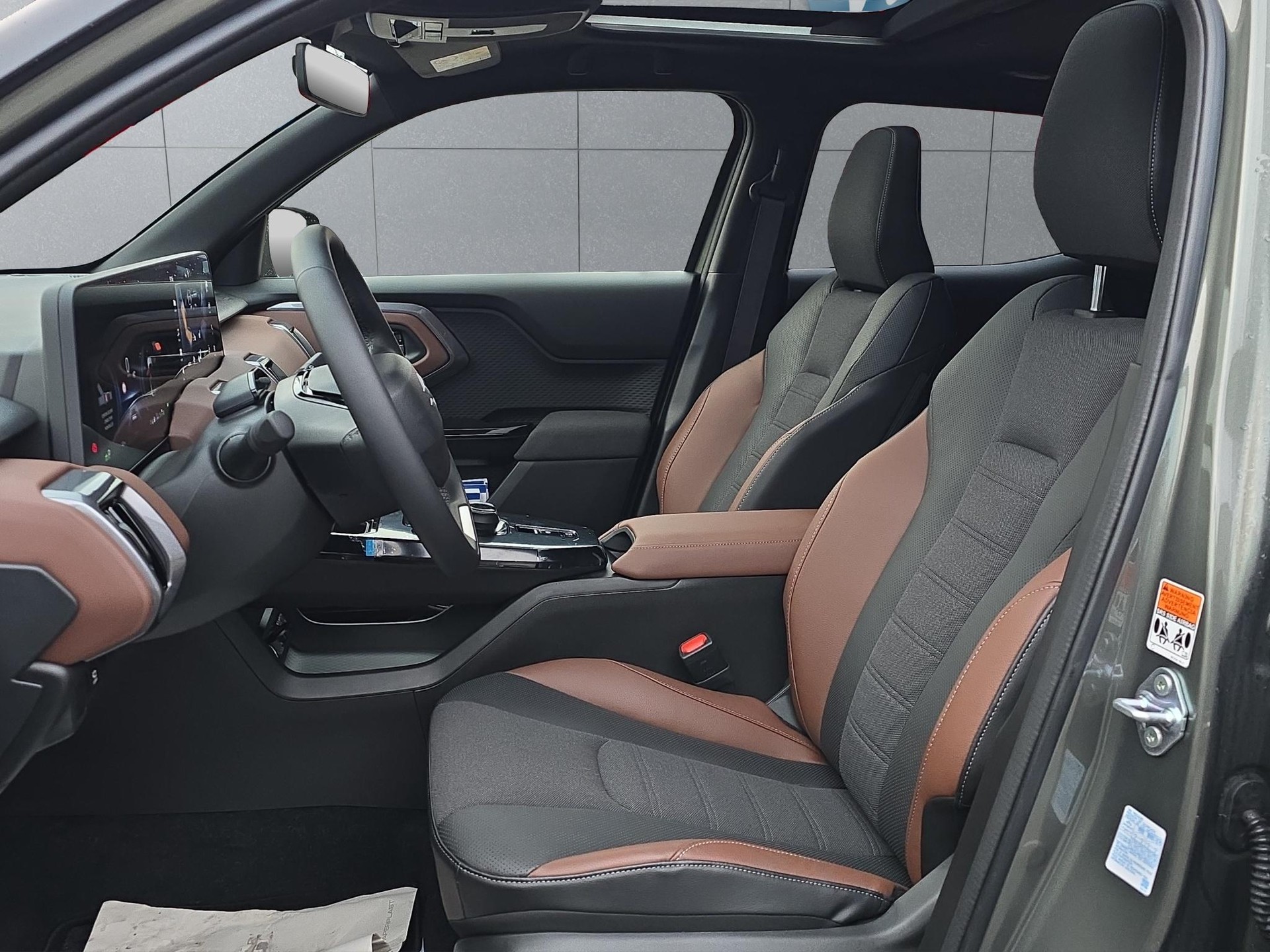 SUZUKI e Vitara Compact Top 4x4-image-16