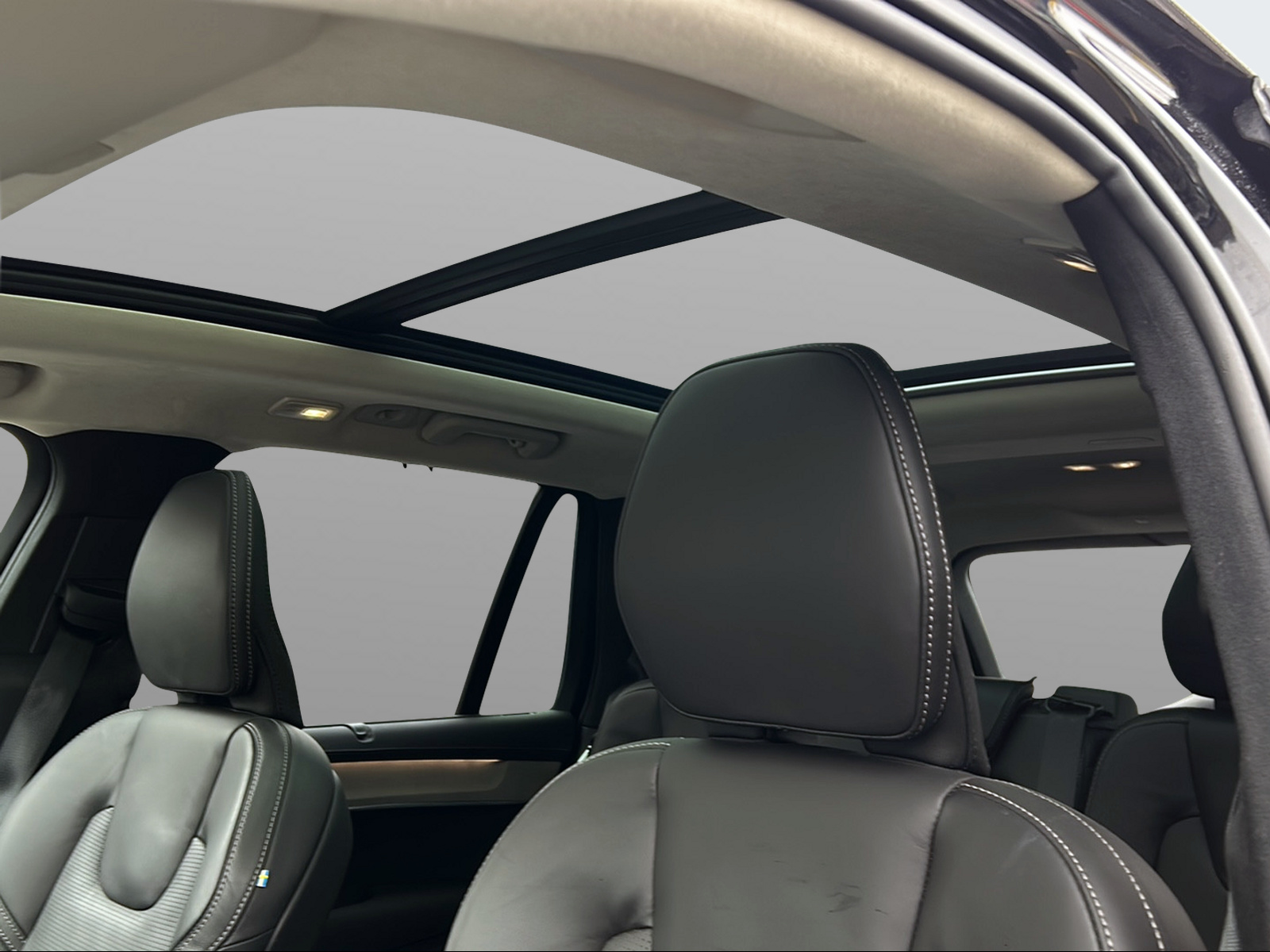 VOLVO XC90 T8 eAWD PluginHybrid Ultra Dark Geartronic-image-14