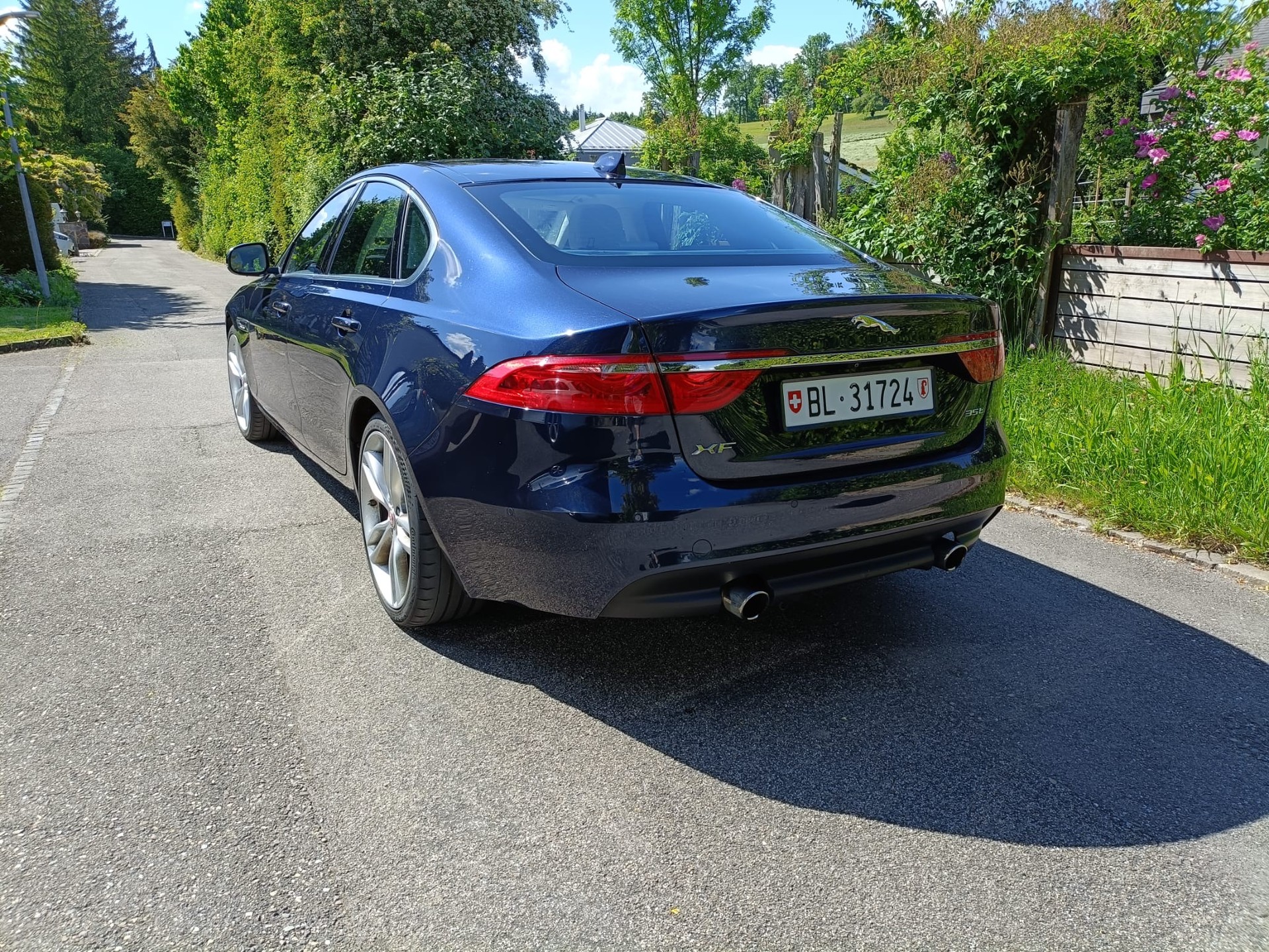 JAGUAR XF 35t Prestige Automatic Neues Modell-image-6