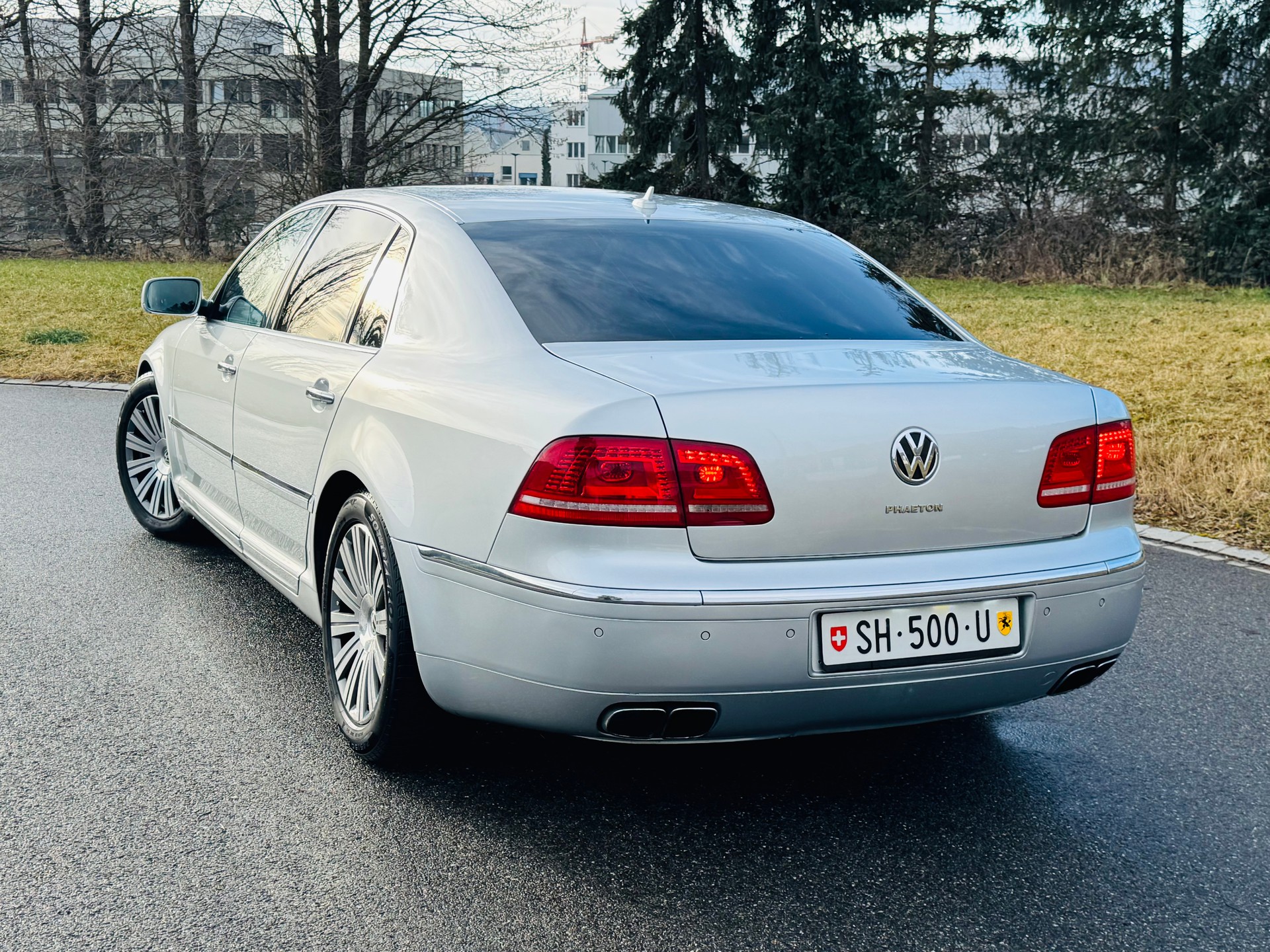 VW Phaeton 3.0 TDi V6 4Motion Tiptronic-image-2