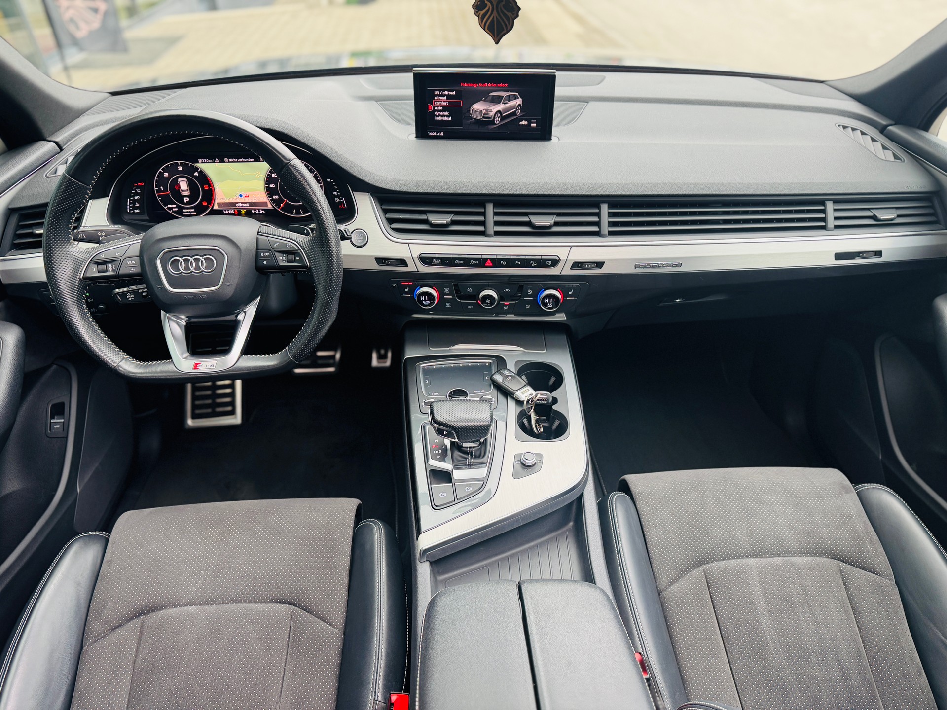 AUDI Q7 3.0 TDI ultra quattro tiptronic S-Line / 7-Sitze / CH-Fahrzeug-image-6
