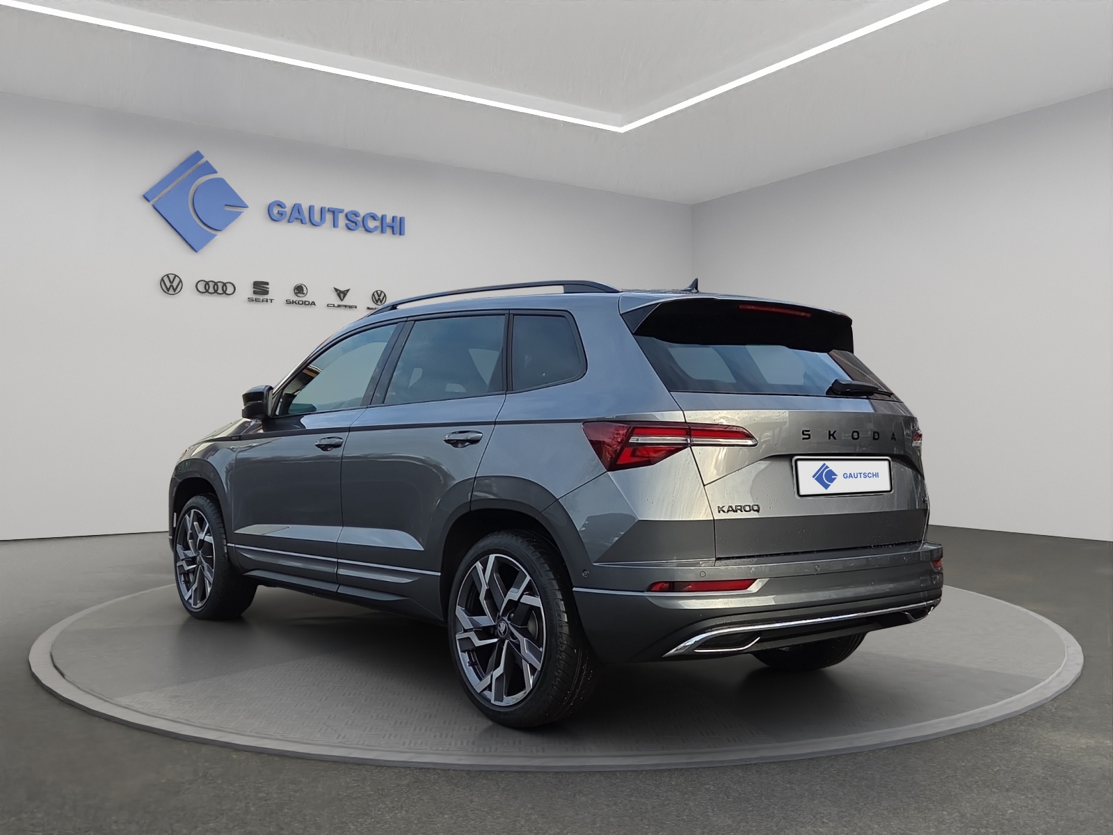 SKODA Karoq 2.0 TSI SportLine 4x4 DSG-image-2