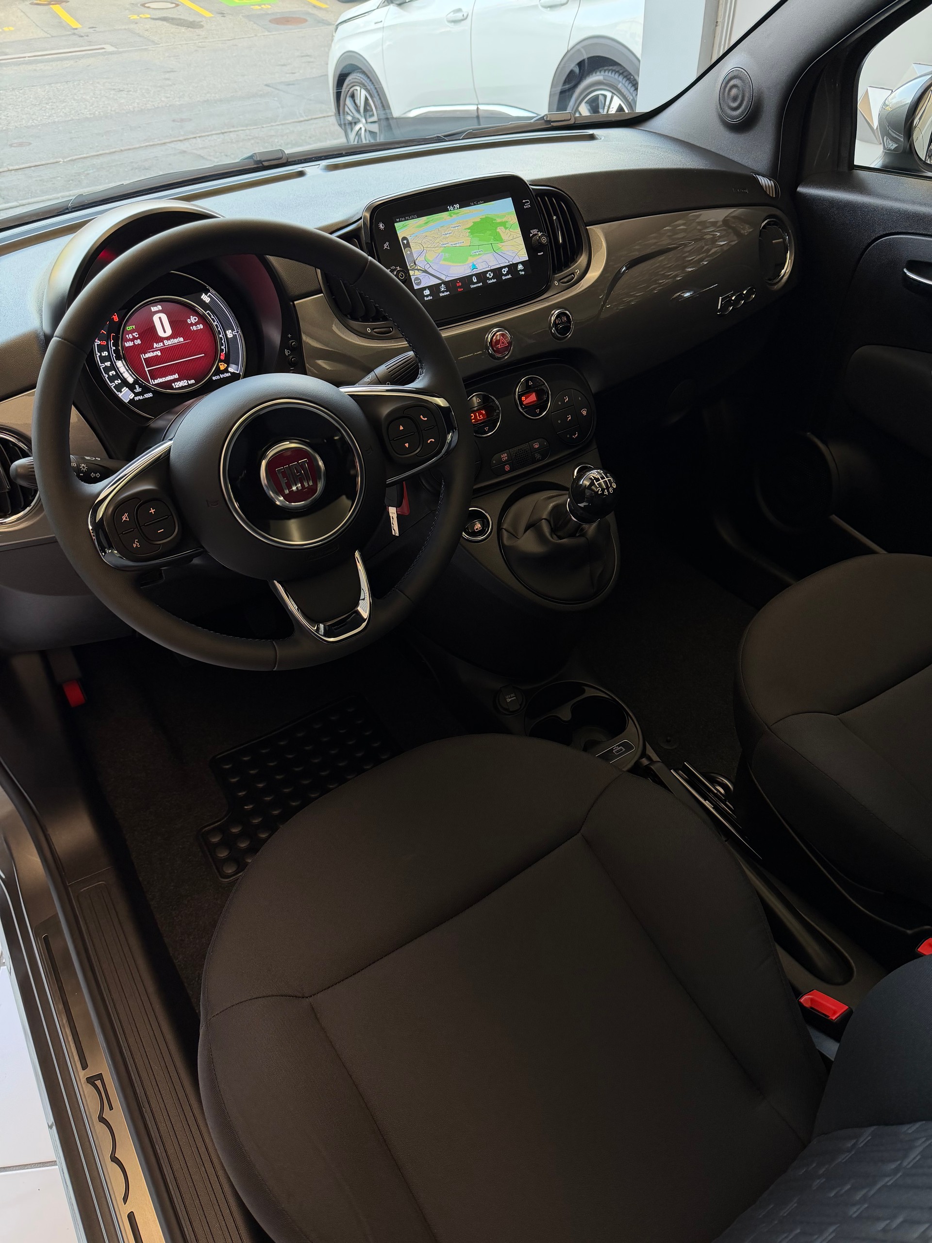 FIAT 500 1.0 N3 MildHybrid Swiss Edition-image-4