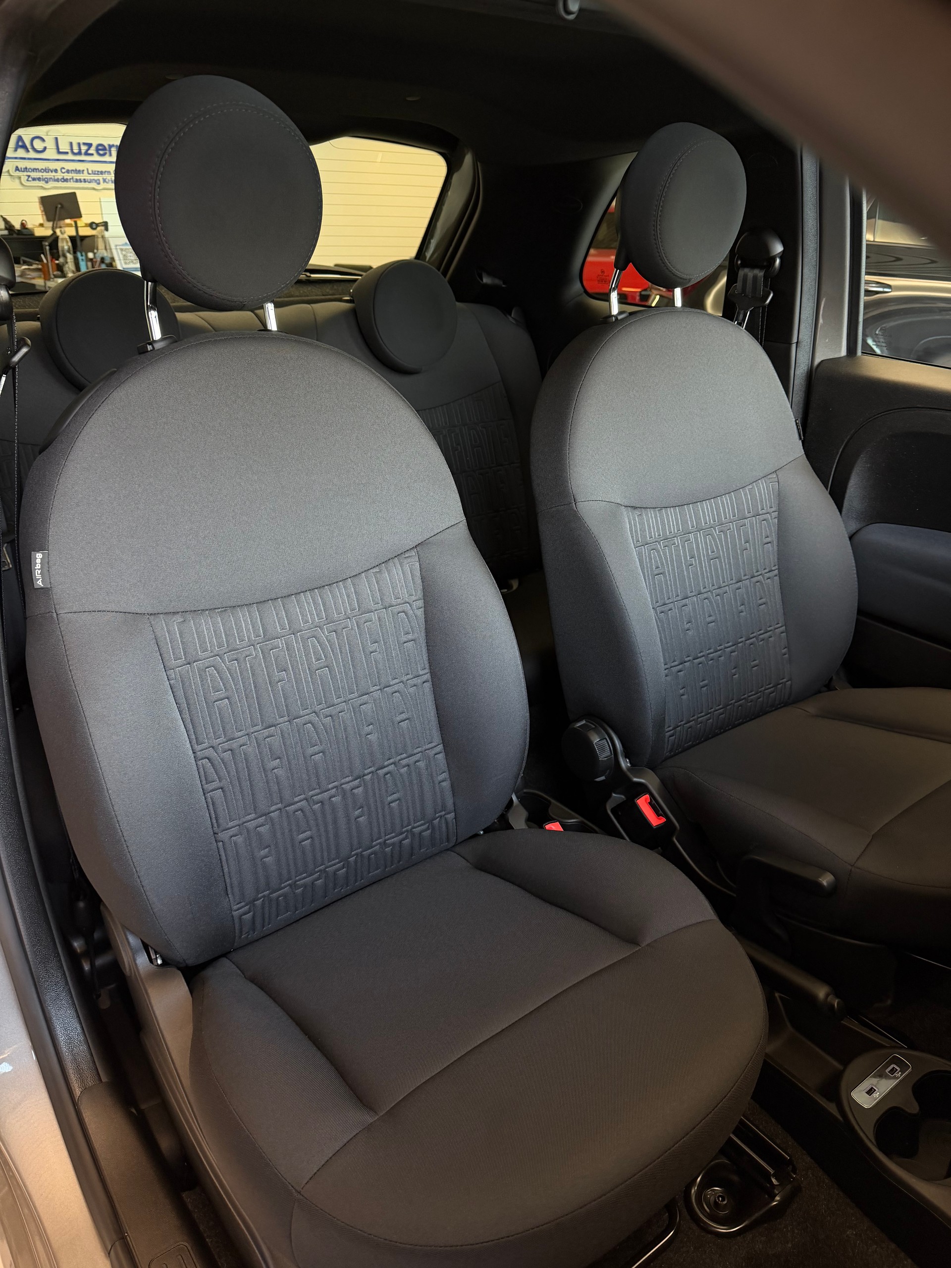 FIAT 500 1.0 N3 MildHybrid Swiss Edition-image-9