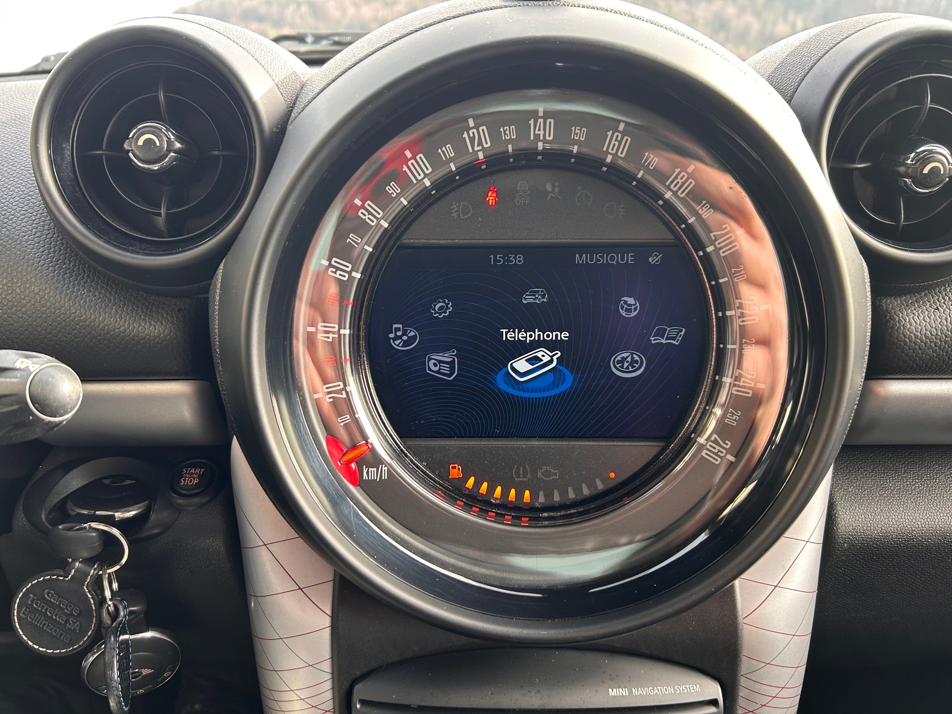 MINI Countryman Cooper ALL4-image-9