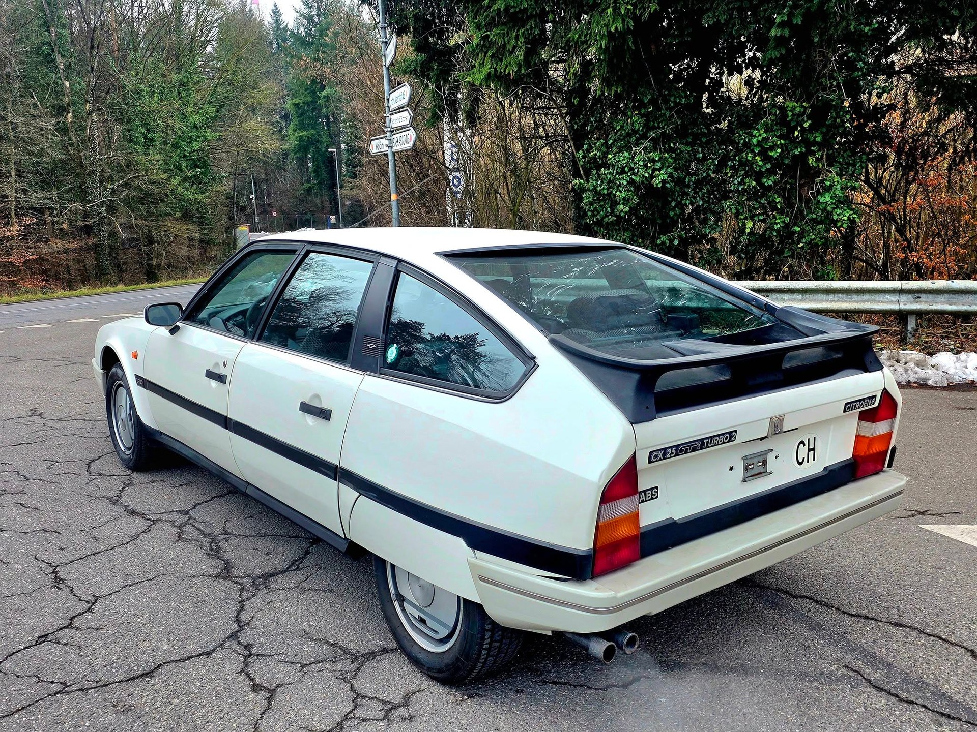 CITROEN CX Sedan 25 Prestige Turbo 2-image-13