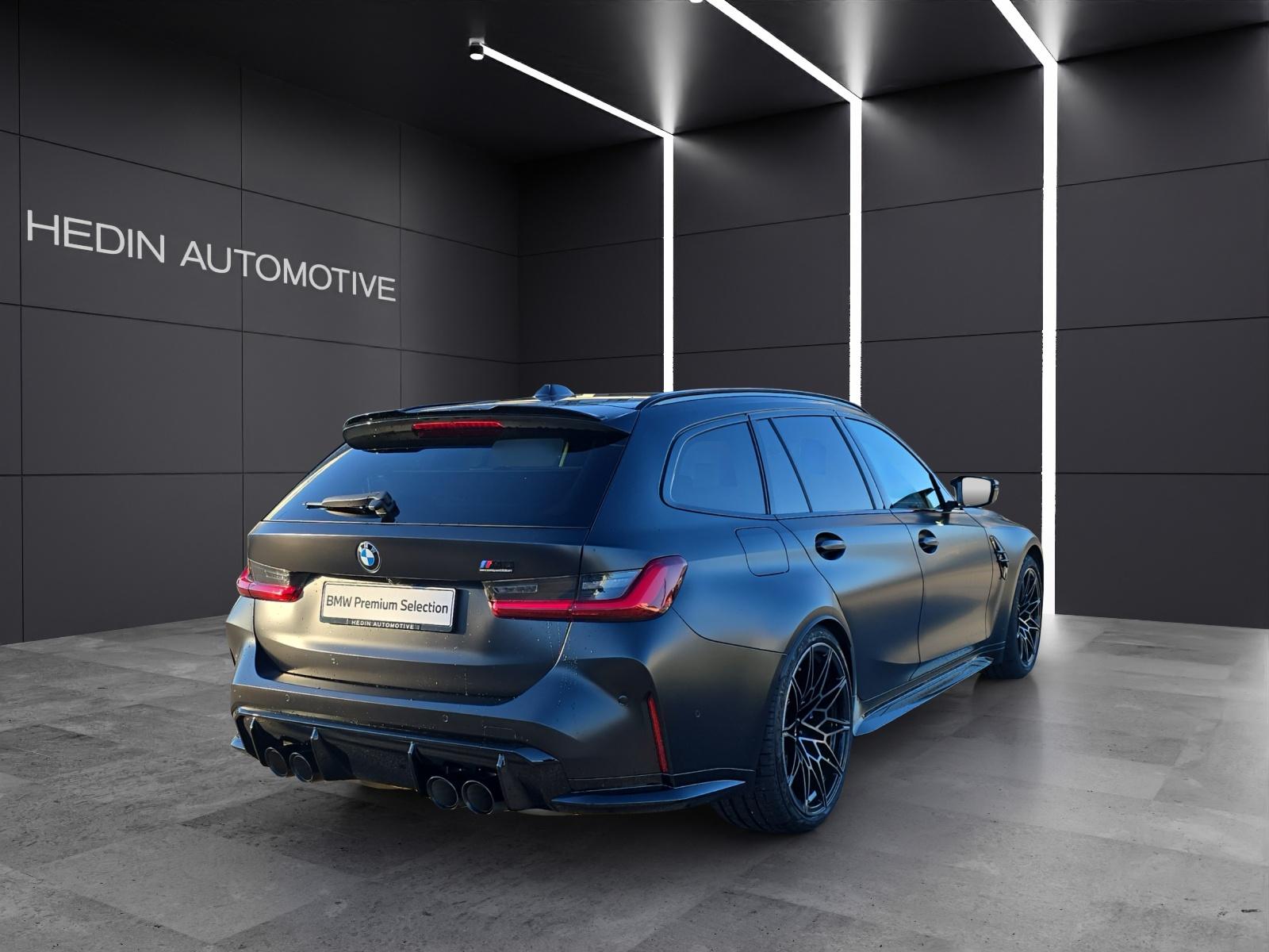 BMW M3 Competition xDrive Touring-image-7