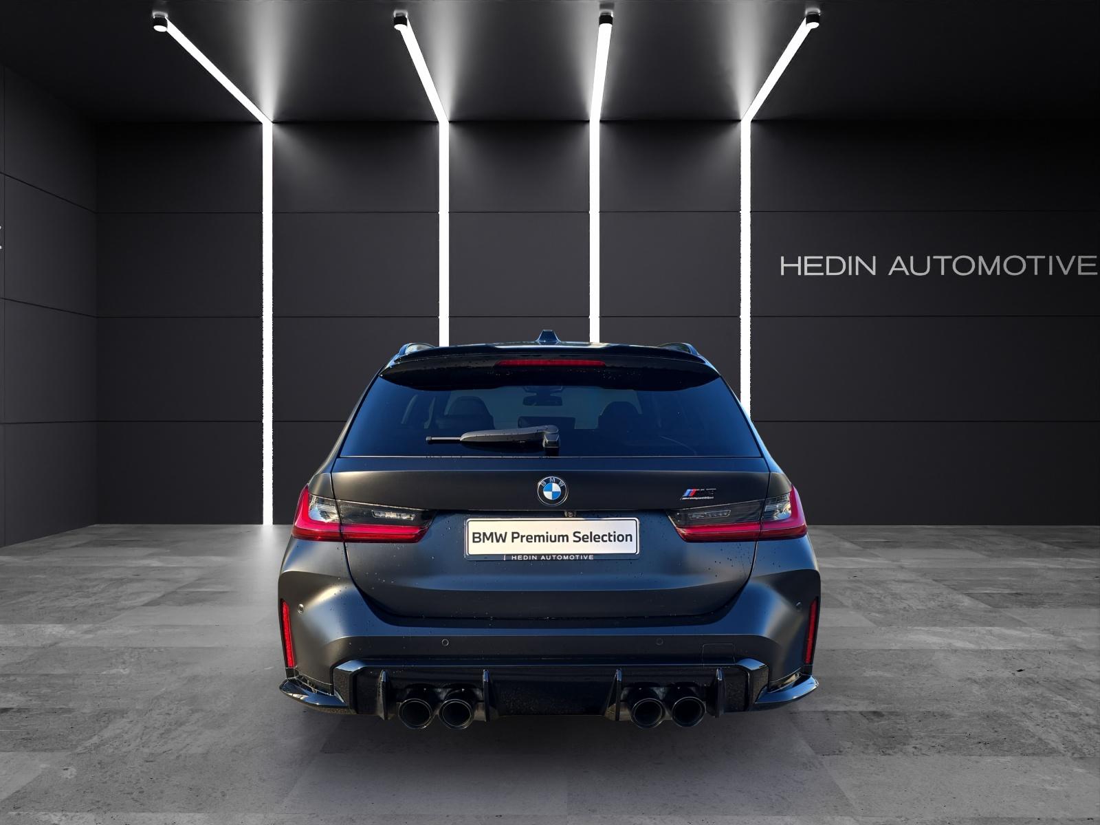 BMW M3 Competition xDrive Touring-image-6