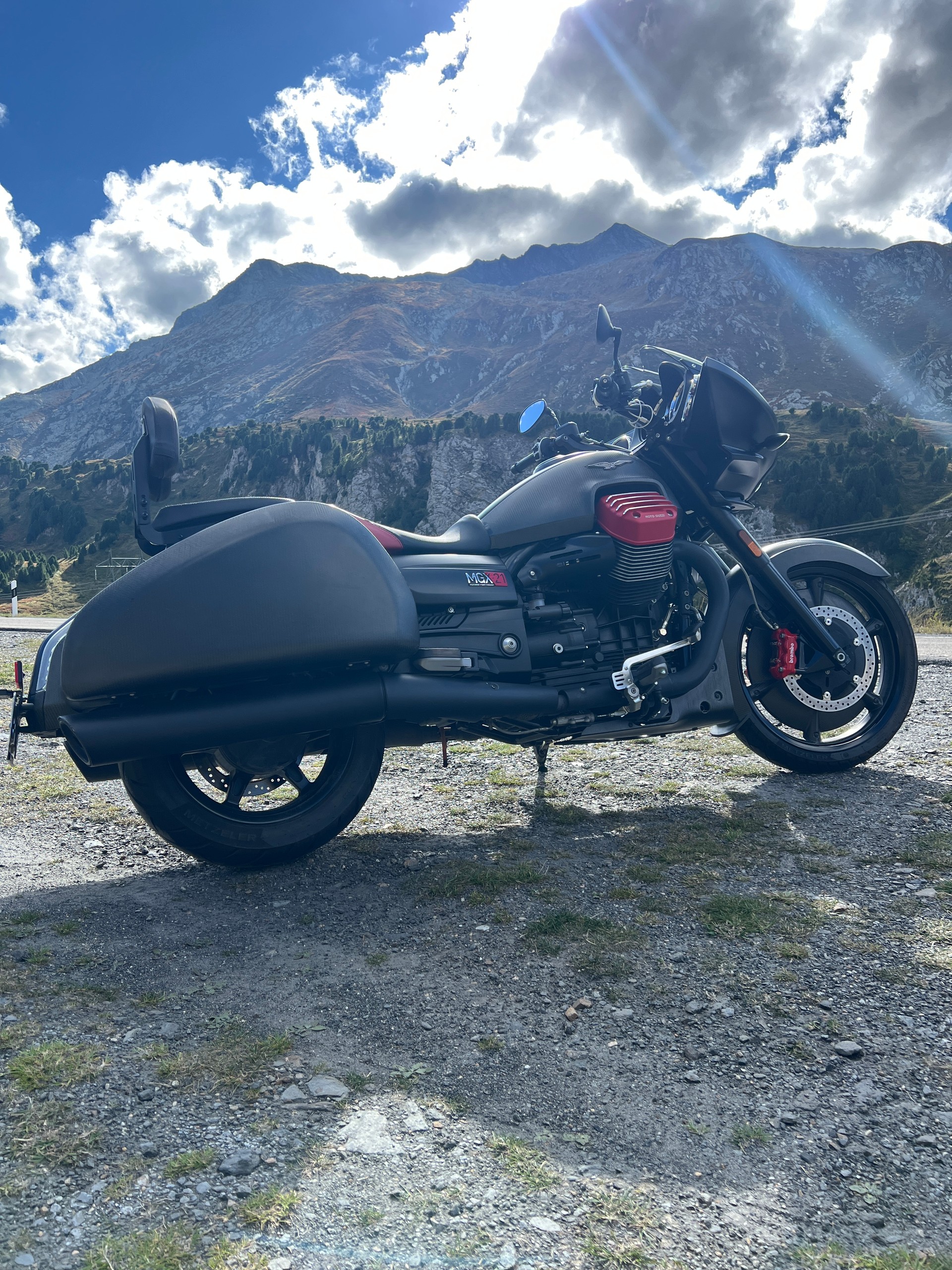 MOTO GUZZI MGX 21 1400 ABS-image-4