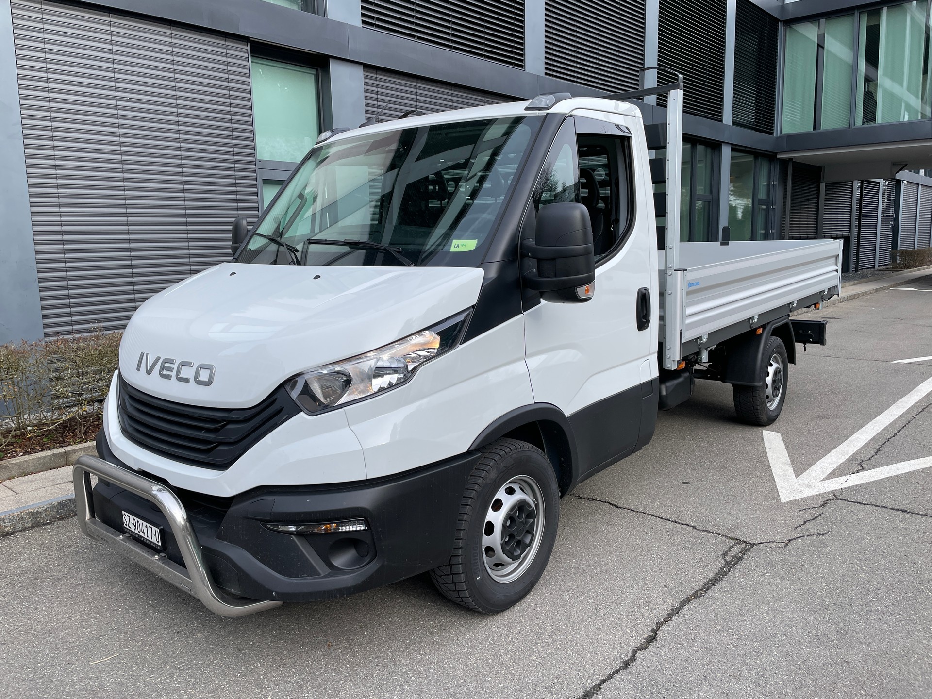 IVECO Daily 35 S 16 A8 Dreiseitenkipper AHK Einzelkabine 3 Sitzer-image-1
