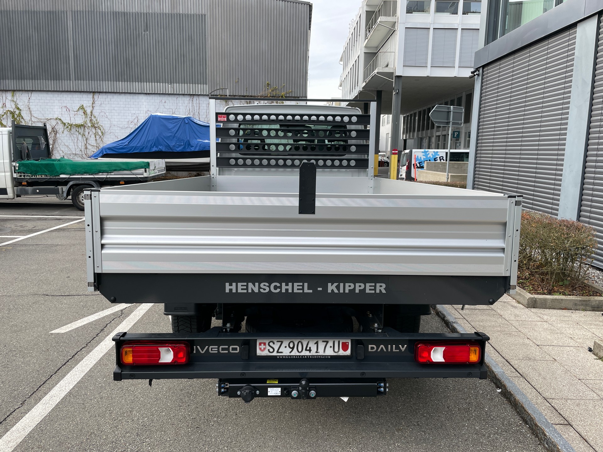 IVECO Daily 35 S 16 A8 Dreiseitenkipper AHK Einzelkabine 3 Sitzer-image-5