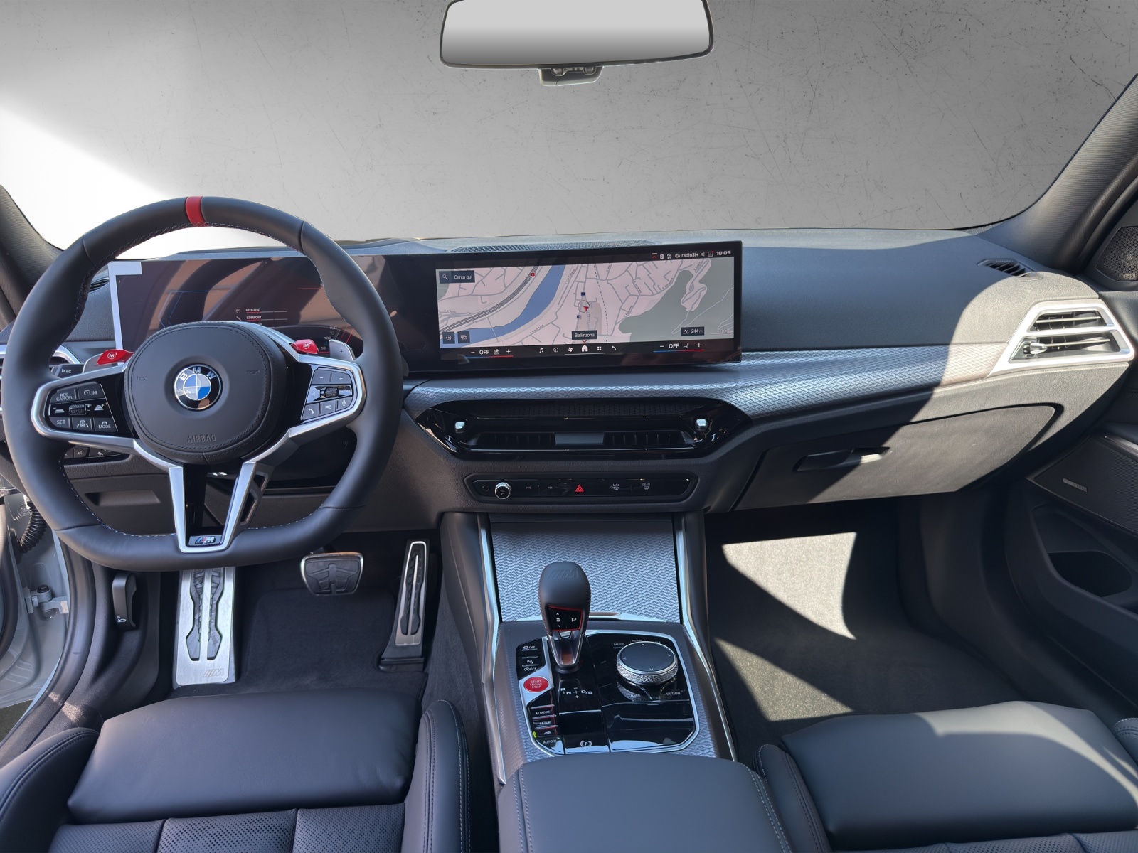 BMW M3 Touring xDrive Competition M-image-12