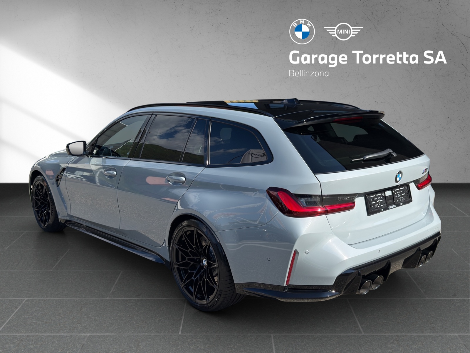 BMW M3 Touring xDrive Competition M-image-2
