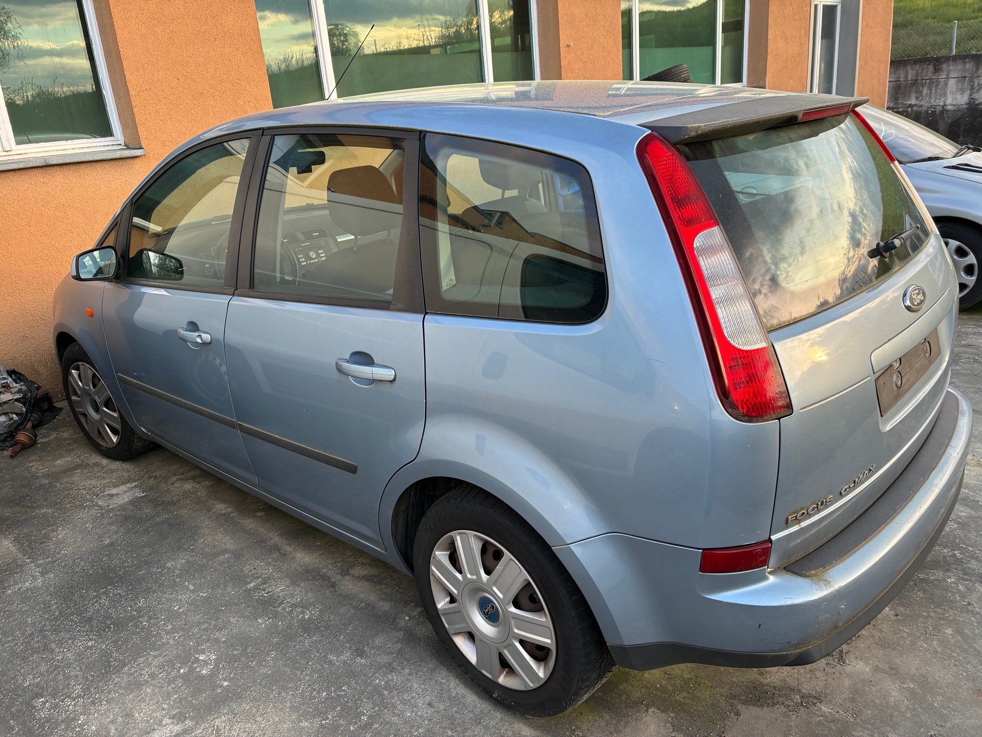 FORD Focus C-Max 2.0 TDCi Trend-image-2