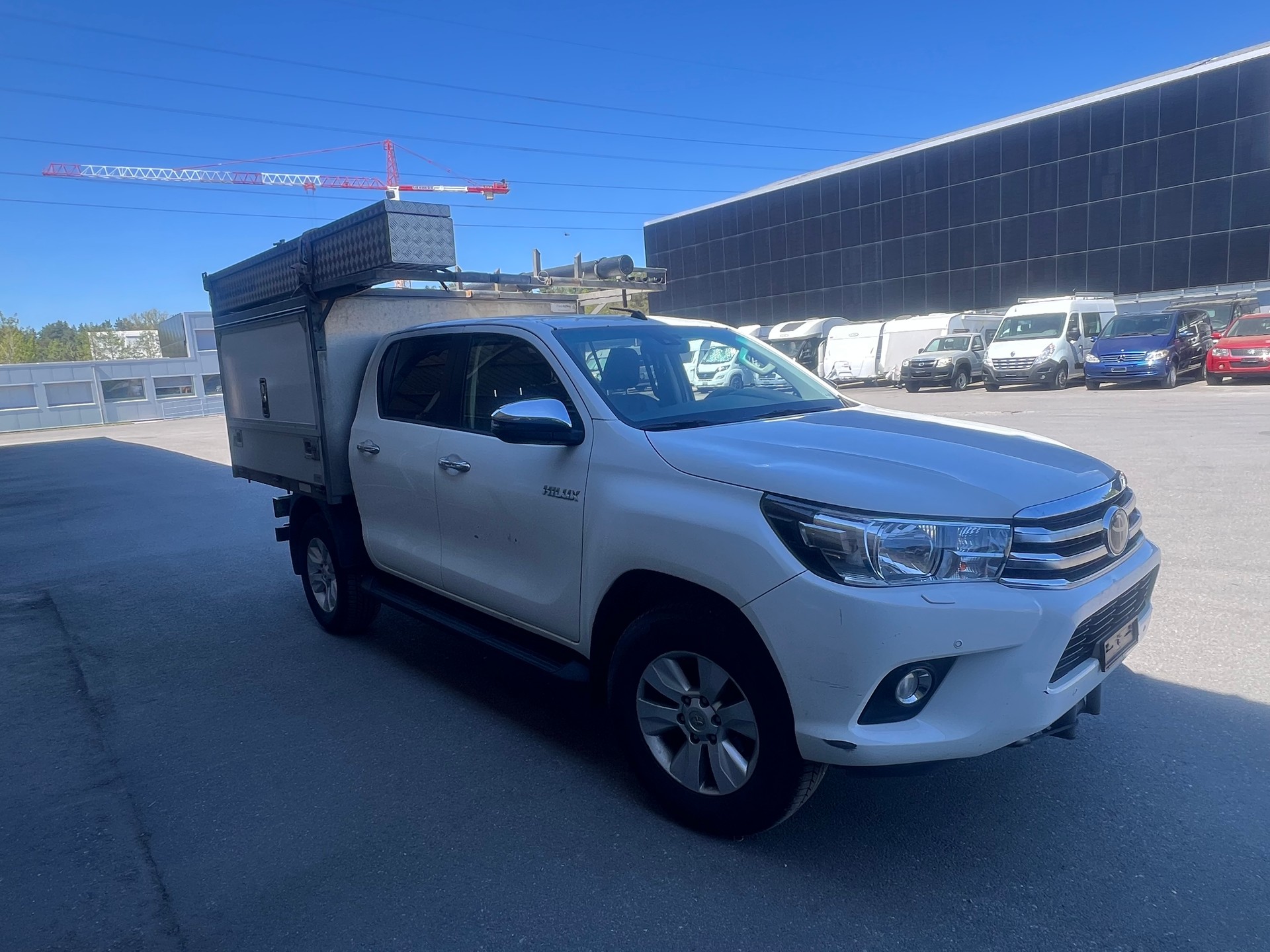 TOYOTA Hilux 2.4-4D 50 Years Edition Double Cab 4x4 A-image-4
