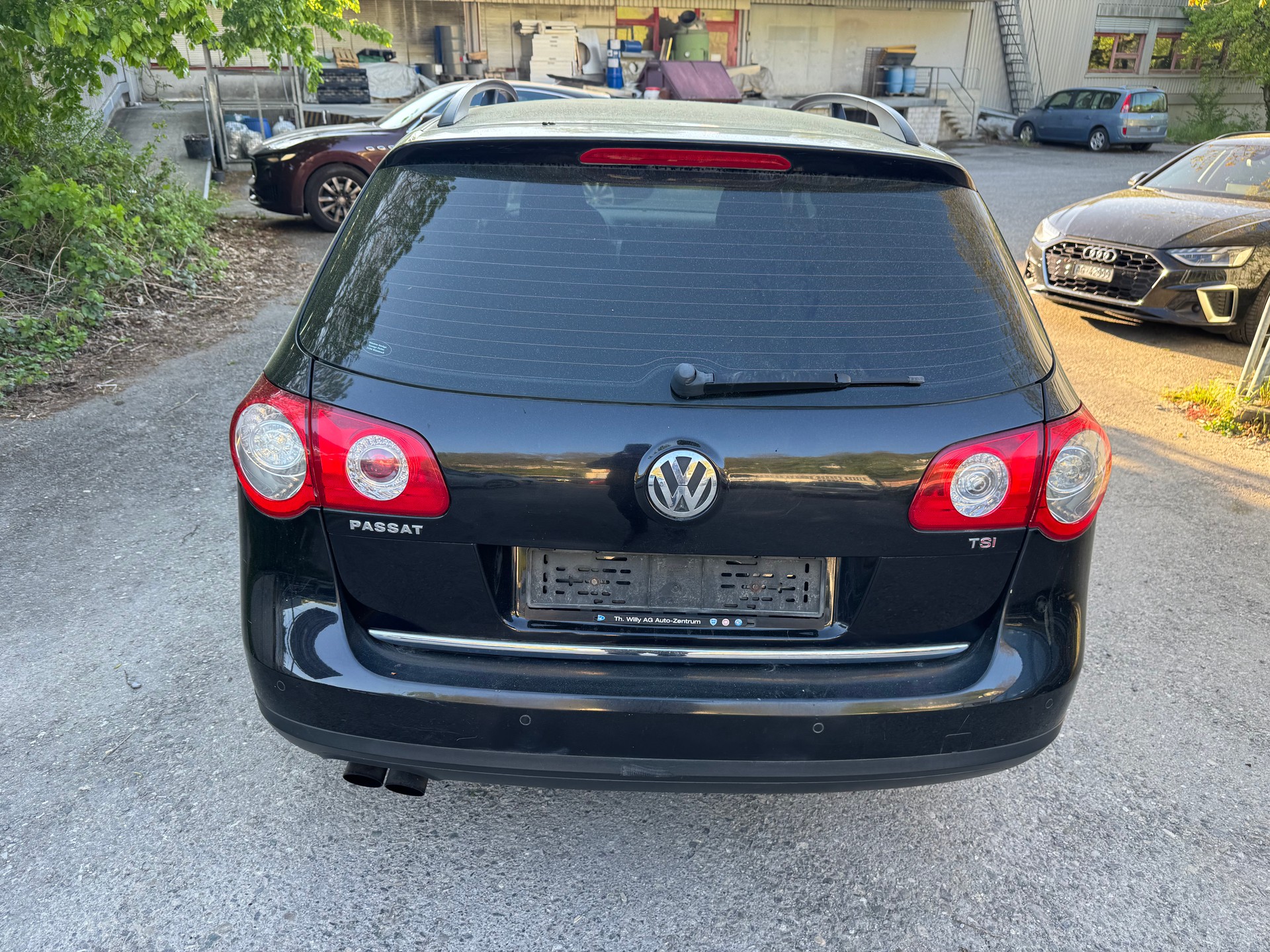 VW Passat Variant 1.8 TSI-image-5