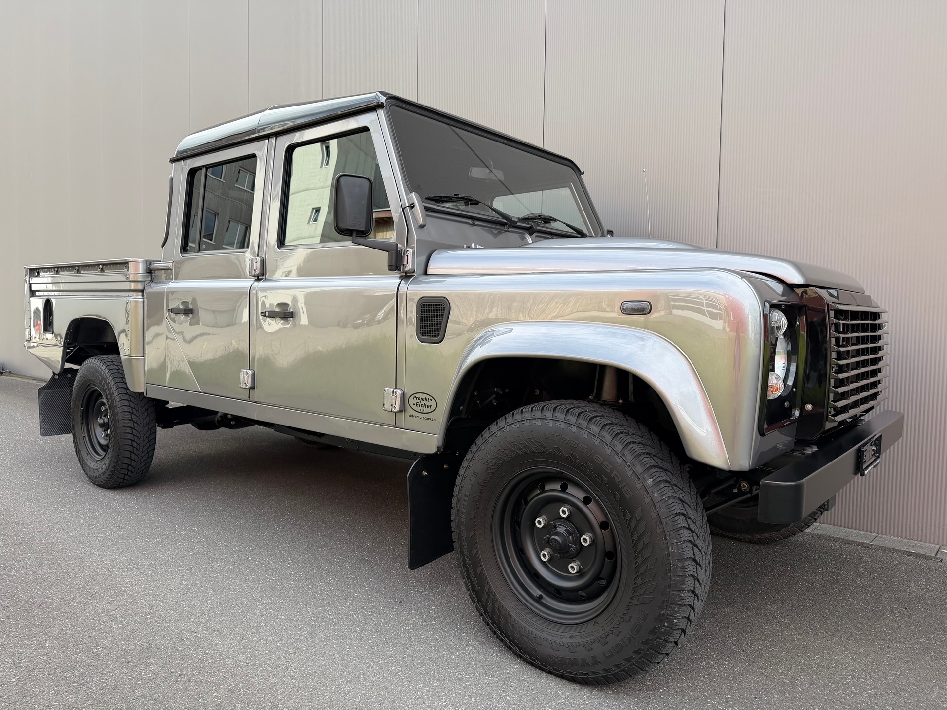 LAND ROVER Defender 130 TD4 2.2 VERZINKT-showroom-element-3