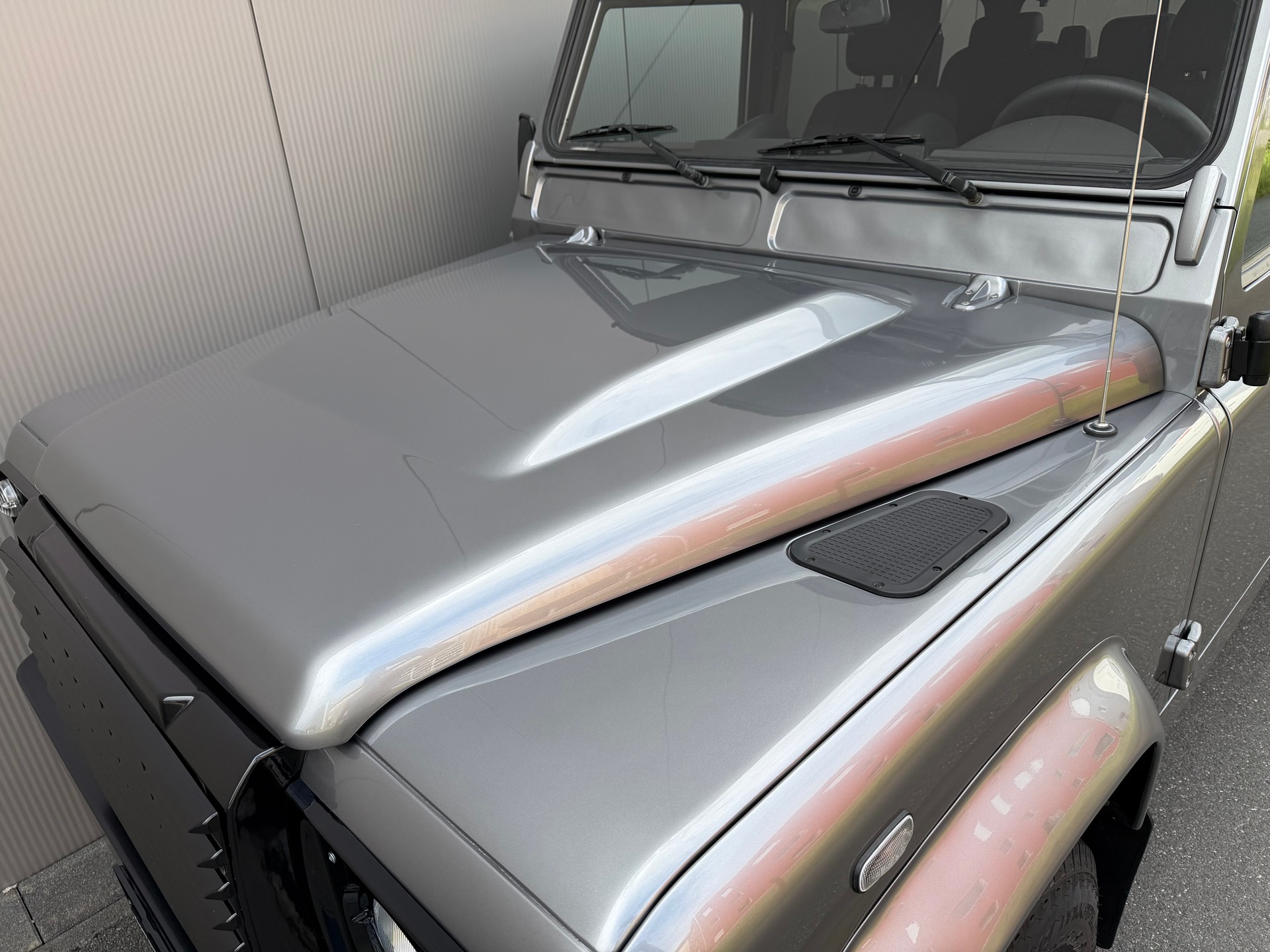 LAND ROVER Defender 130 TD4 2.2 *VERZINKT*-image-18