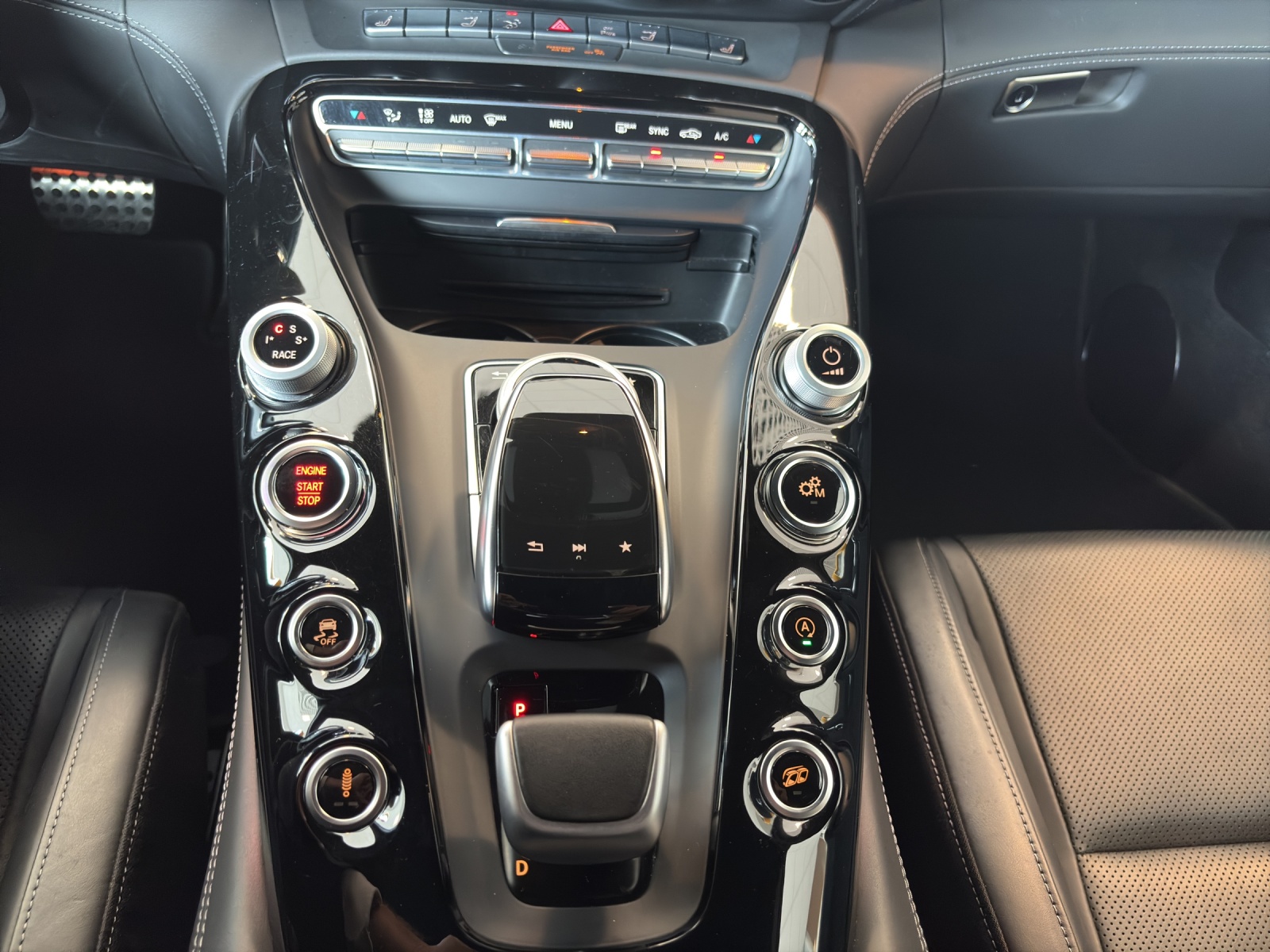 MERCEDES-BENZ AMG GT C Roadster-image-15
