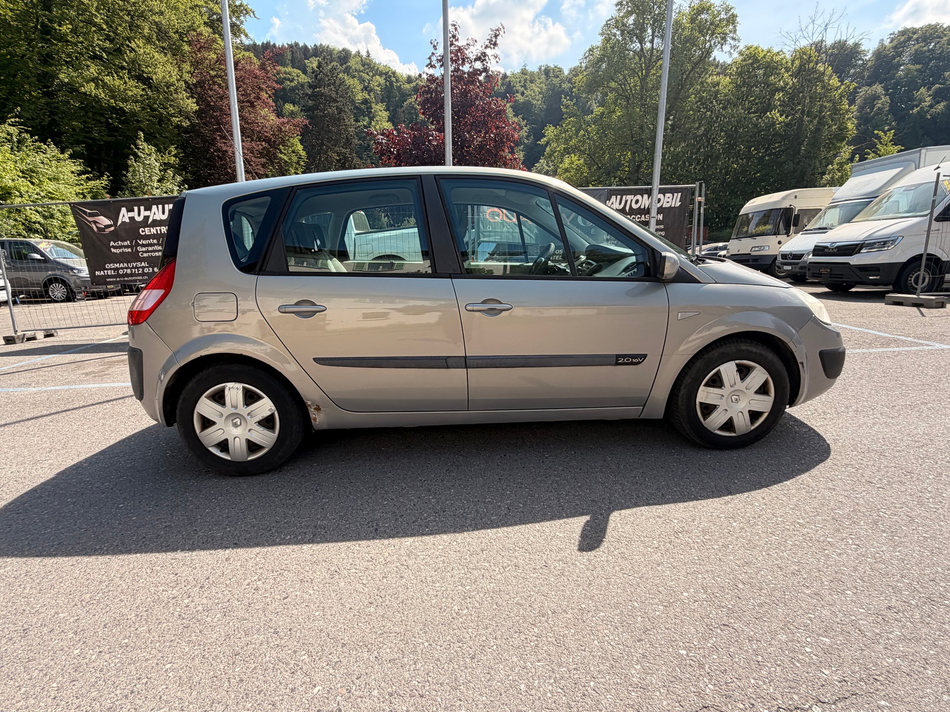 RENAULT MEGANE SCENIC-image-6