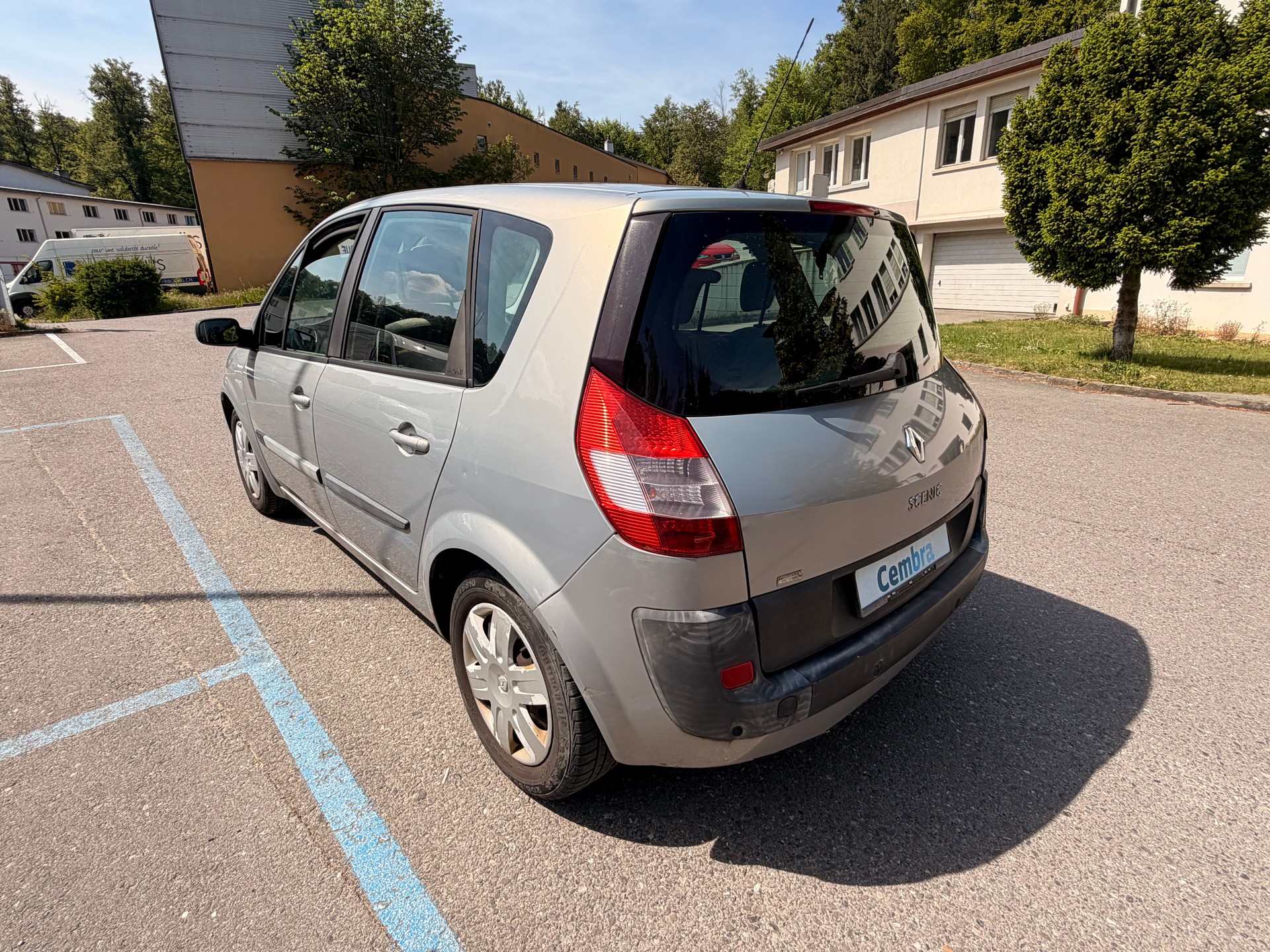 RENAULT MEGANE SCENIC-showroom-element-3