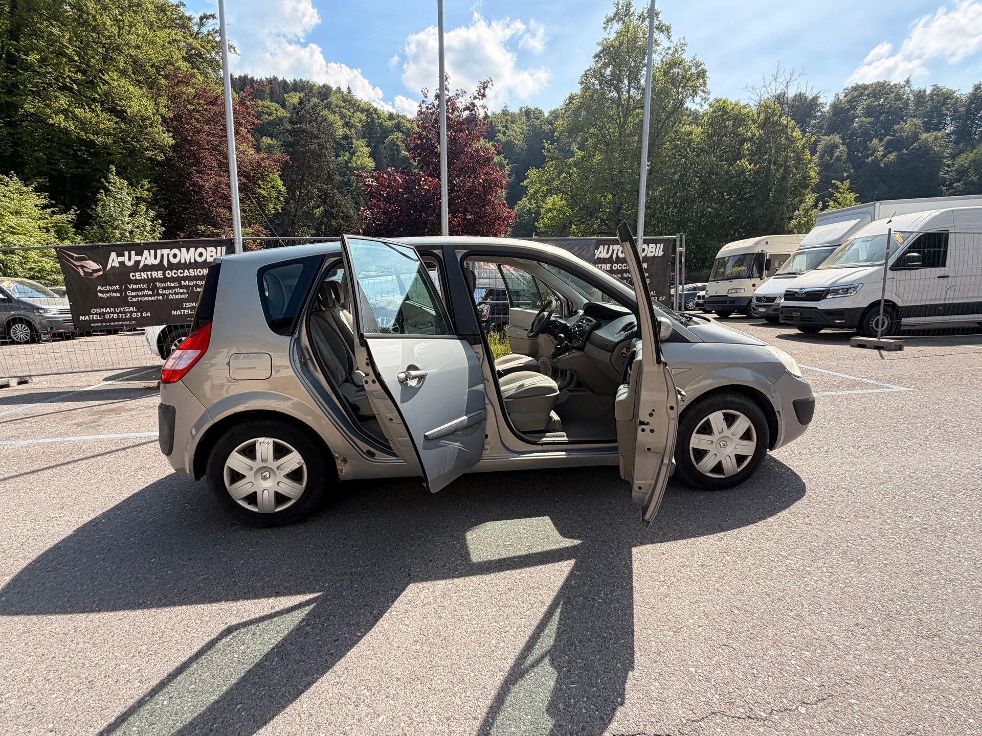 RENAULT MEGANE SCENIC-image-18