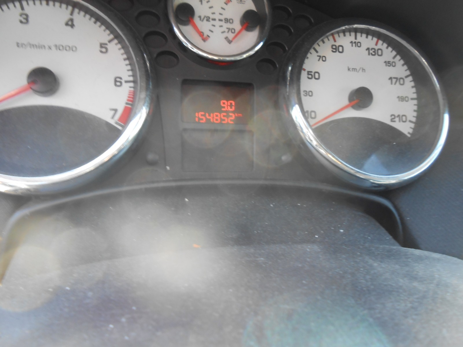 PEUGEOT 207 1.6 16V Allure-image-8