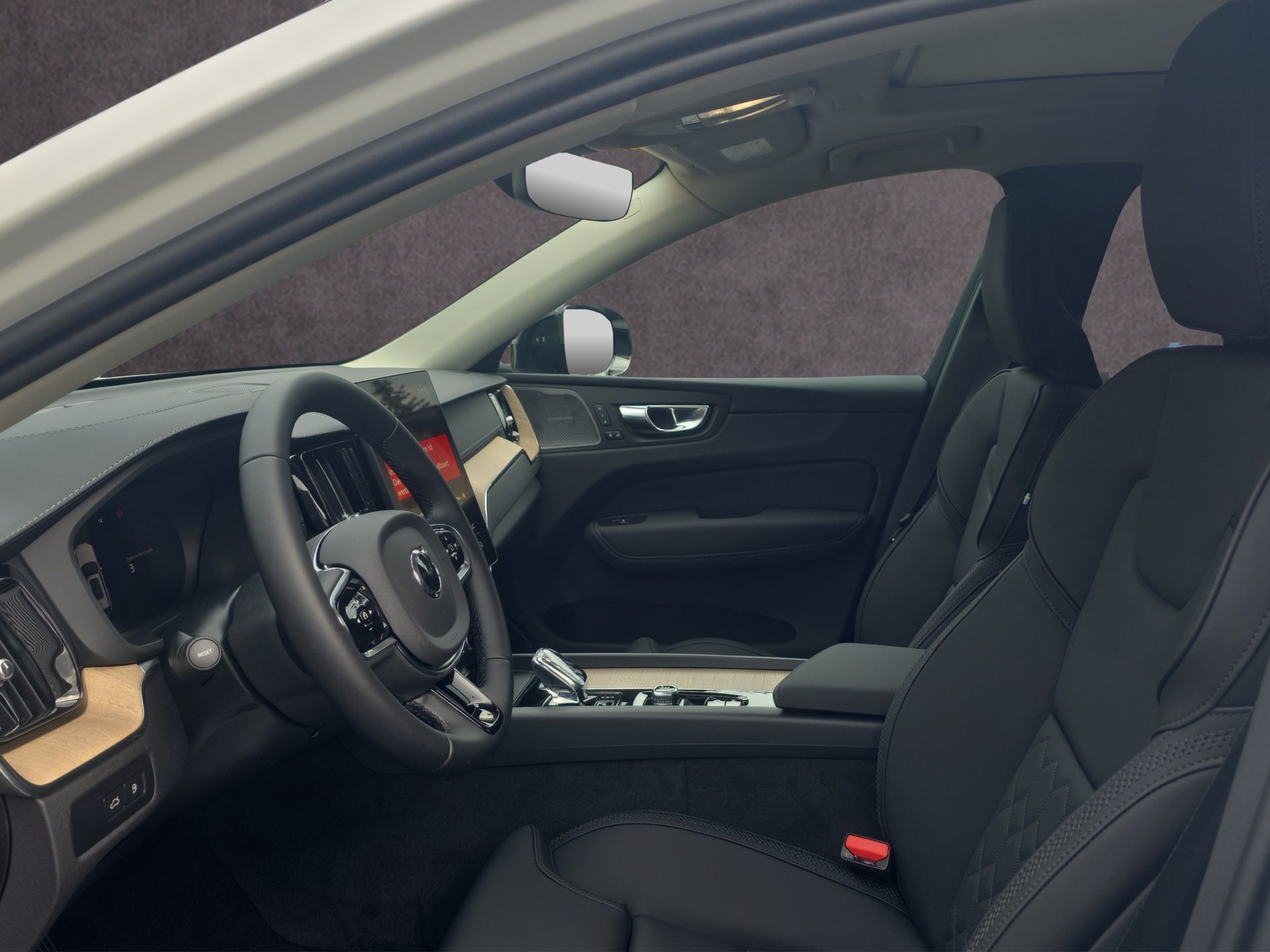 VOLVO XC60 2.0 T6 TE Ultra Dark eAWD-image-10