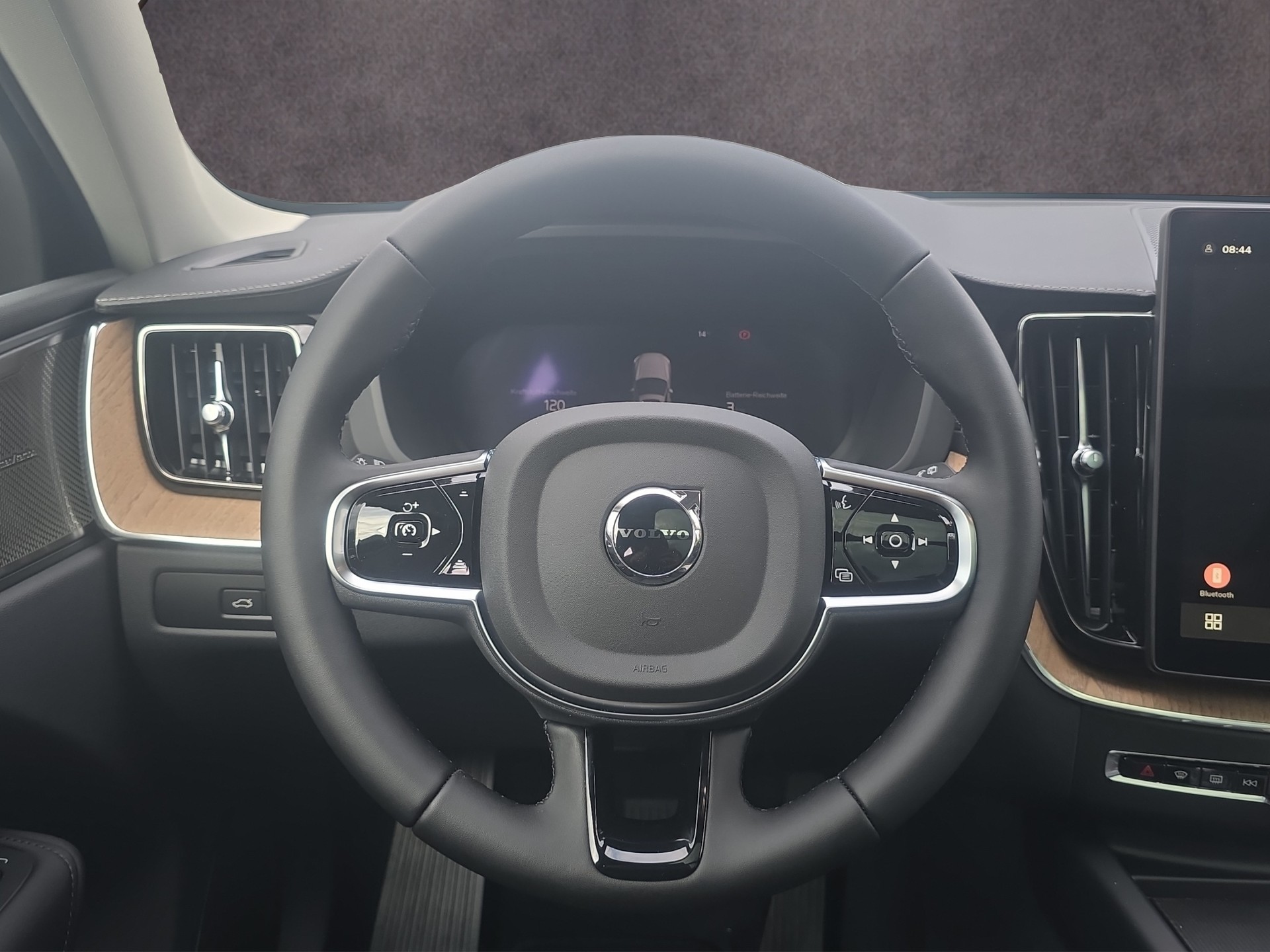 VOLVO XC60 2.0 T6 TE Ultra Dark eAWD-image-11