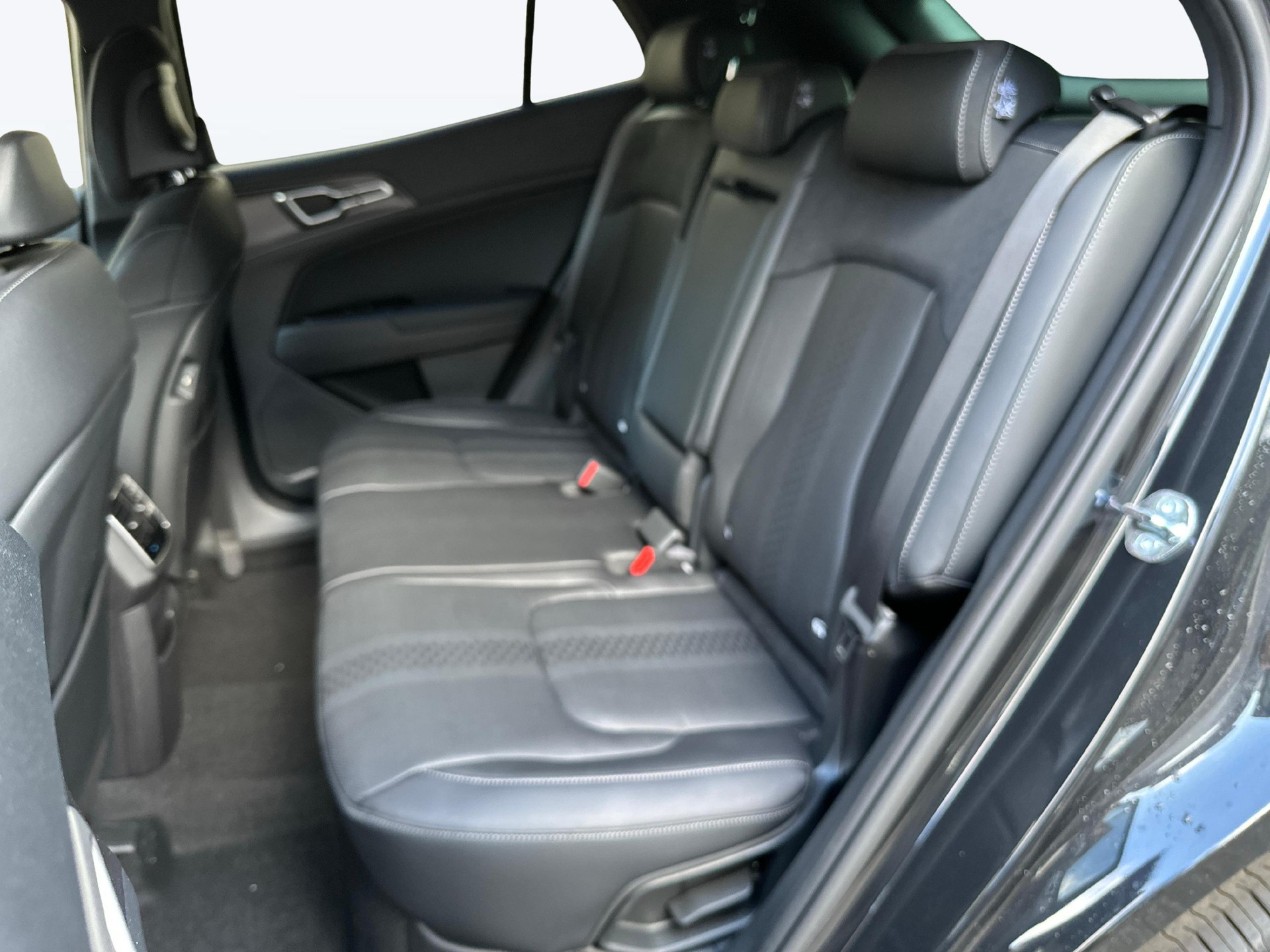 KIA Sportaylege 1.6 T-GDi Hybrid Black Edition-image-10