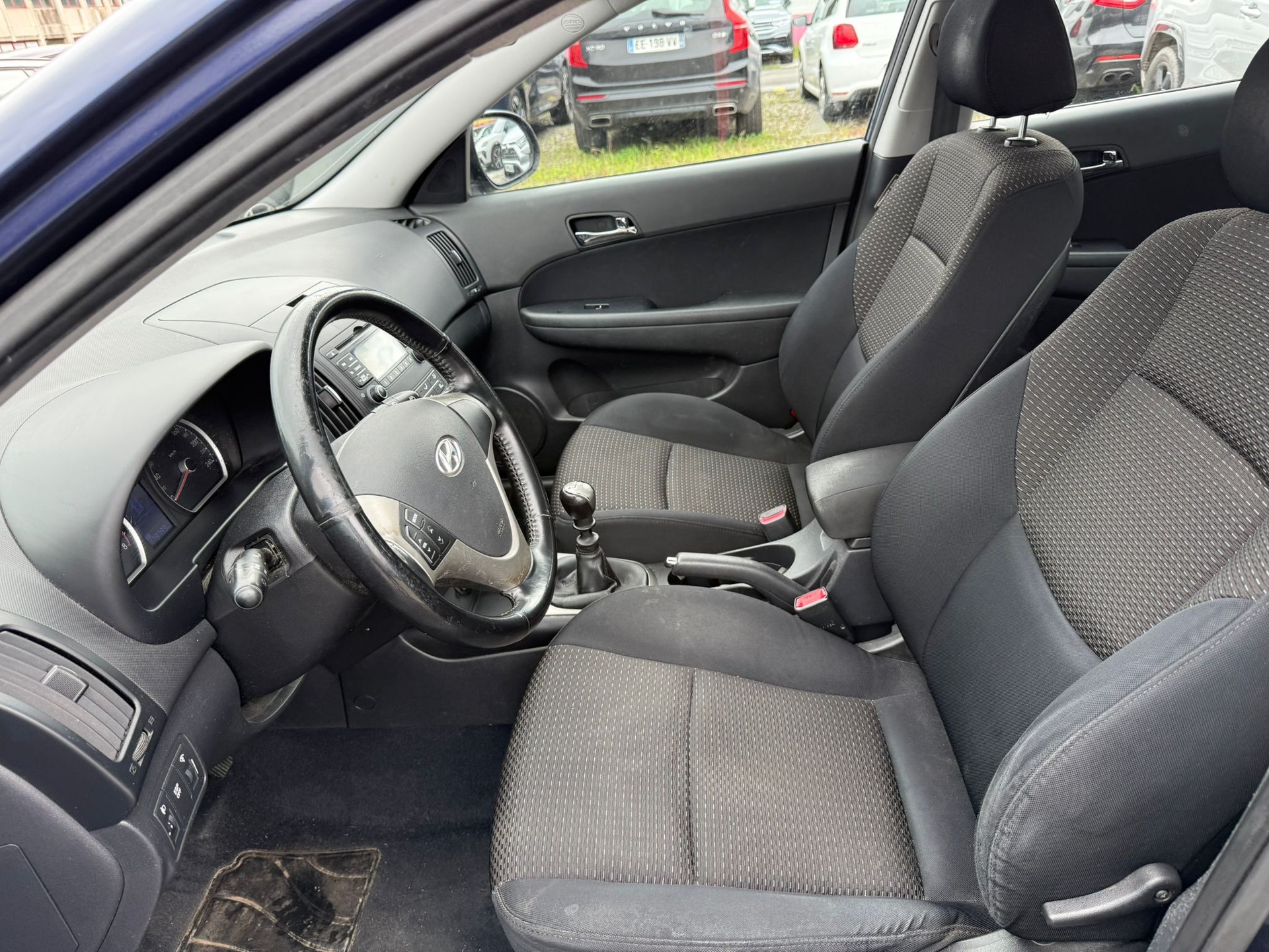HYUNDAI i30 1.6 Style-image-6