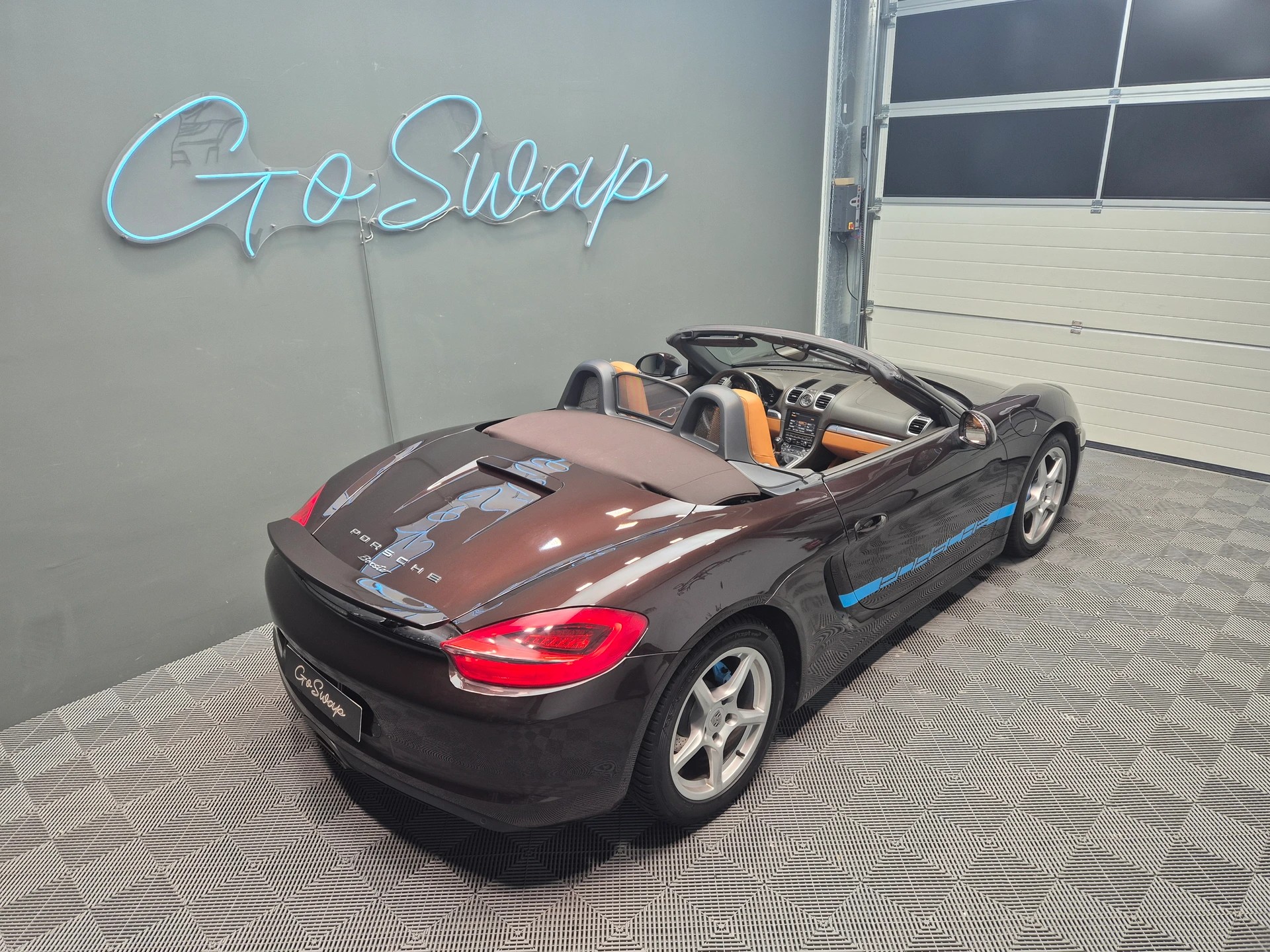 PORSCHE Boxster 2.7-image-1