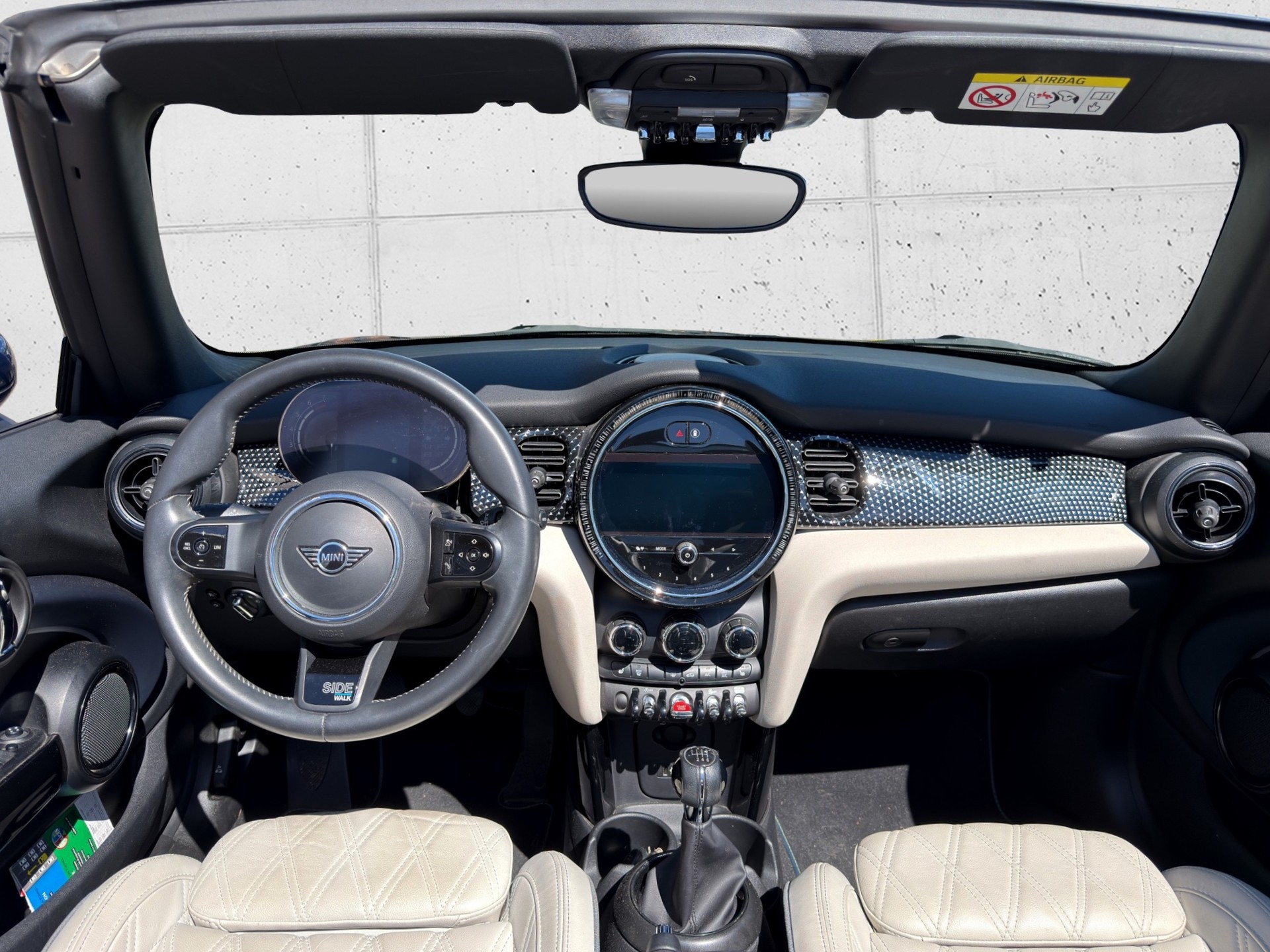 MINI Cooper Cabriolet-image-12