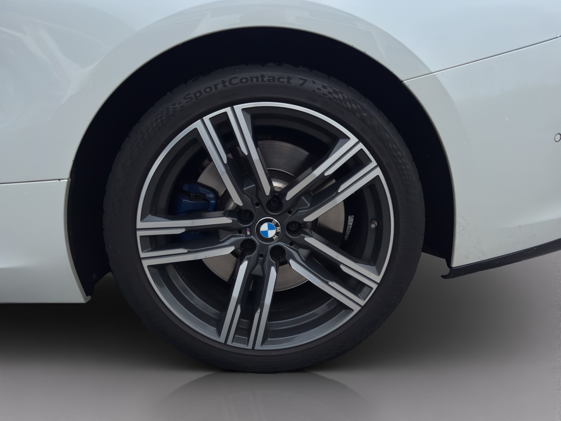 BMW 840d xDrive M Sport Steptronic-image-8