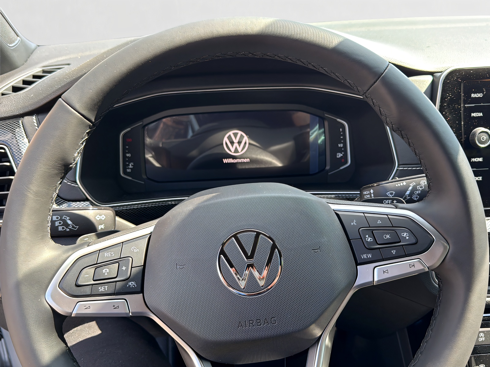 VW T-Cross 1.0 TSI EVO R-Line DSG-image-6