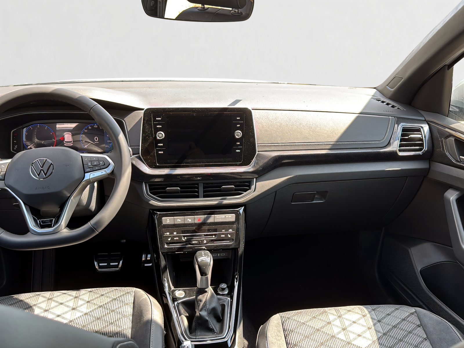 VW T-Cross 1.0 TSI EVO R-Line DSG-image-8