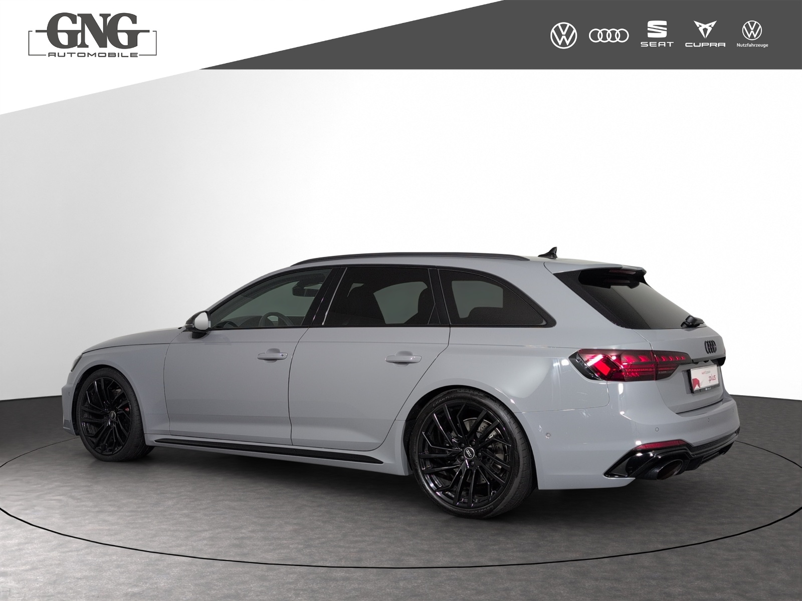 AUDI RS4 Avant quattro tiptronic-image-1
